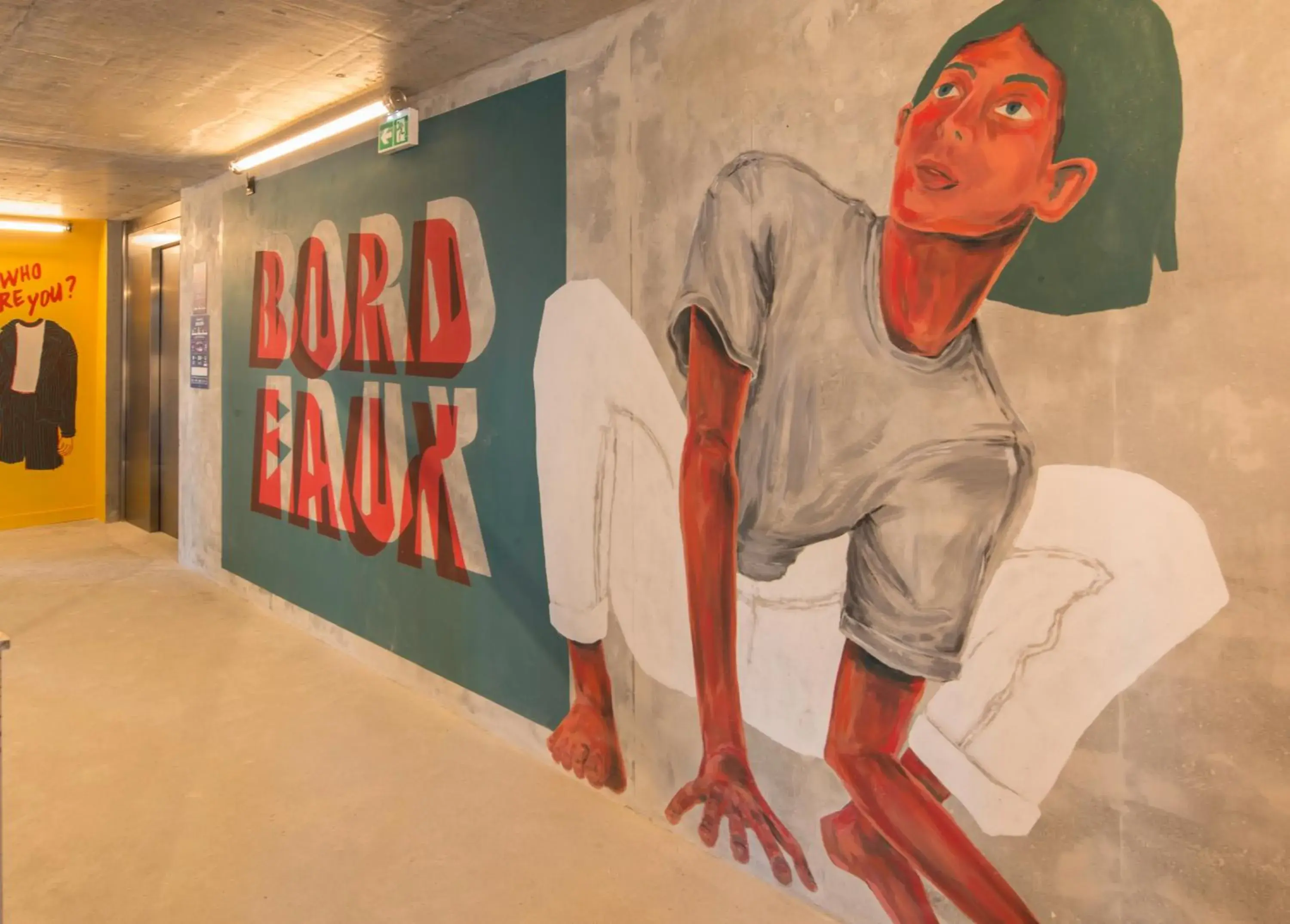 Property building in Eklo Bordeaux Centre Bastide Property building in Eklo Bordeaux Centre Bastide