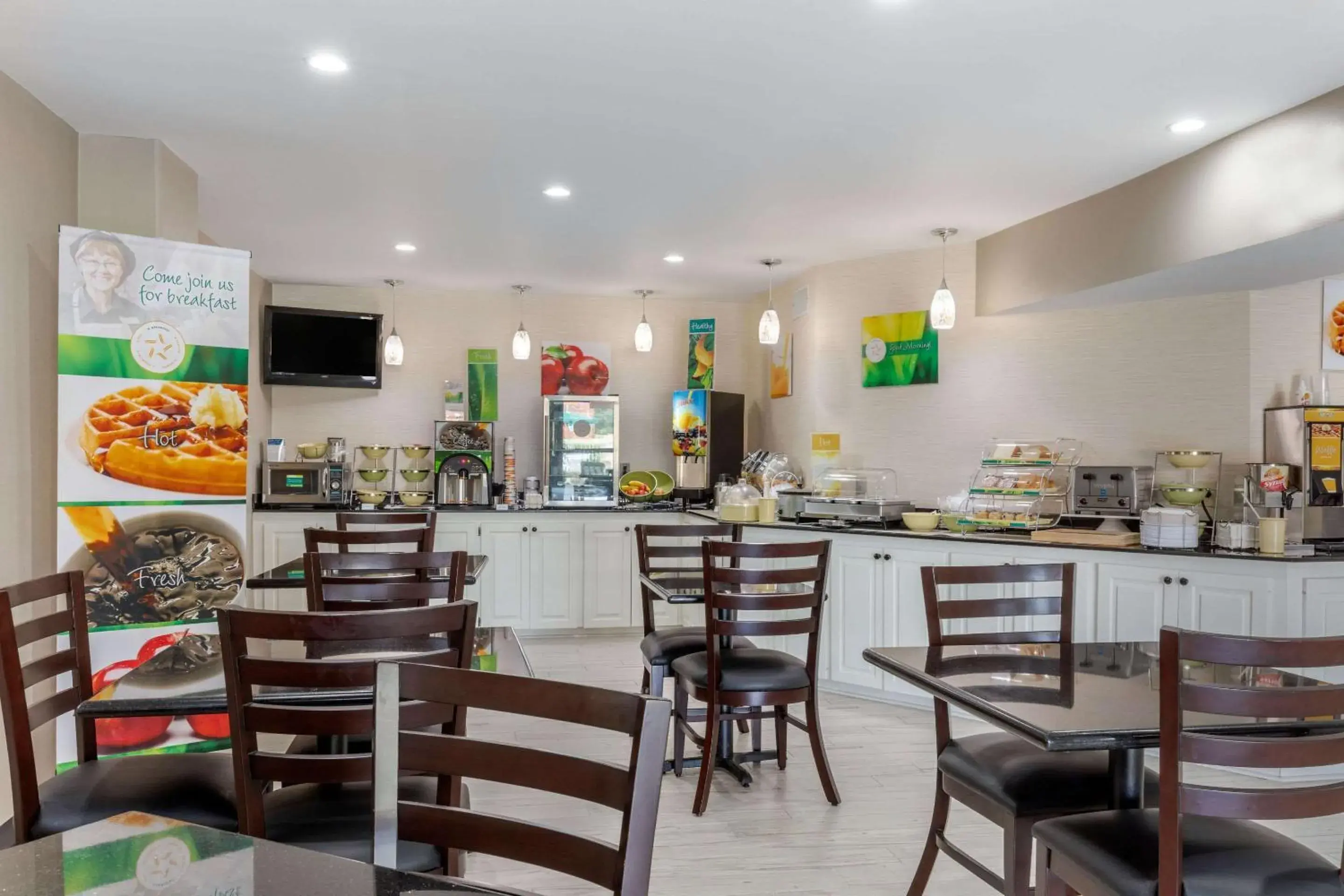 Restaurant/places to eat in Quality Inn McComb Restaurant/places to eat in Quality Inn McComb