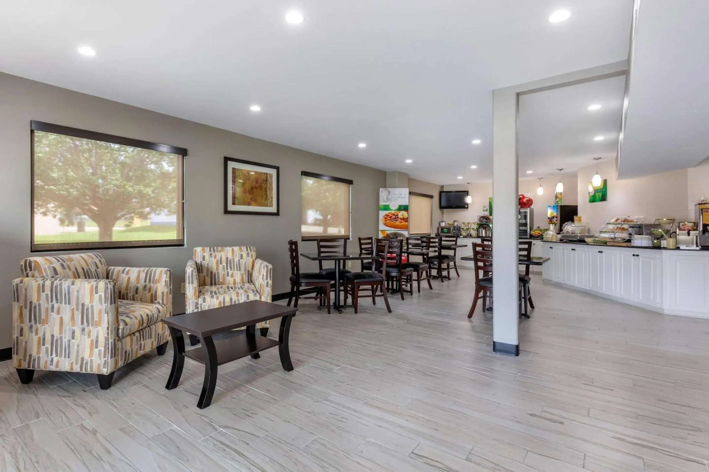 Lobby or reception in Quality Inn McComb Lobby or reception in Quality Inn McComb