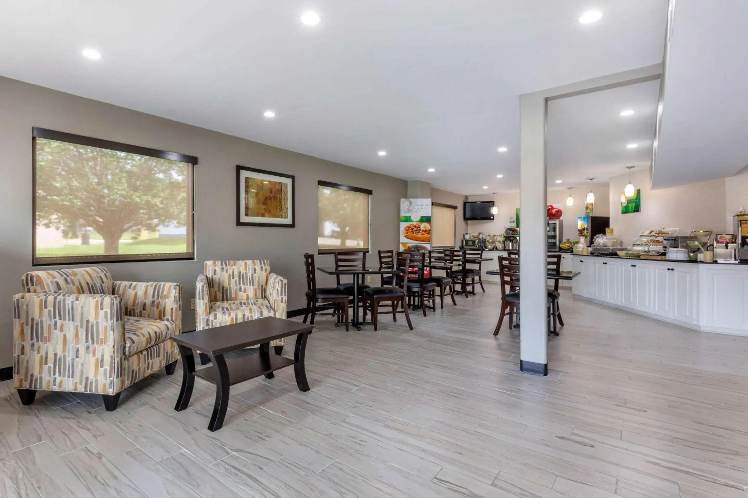 Lobby or reception in Quality Inn McComb Lobby or reception in Quality Inn McComb