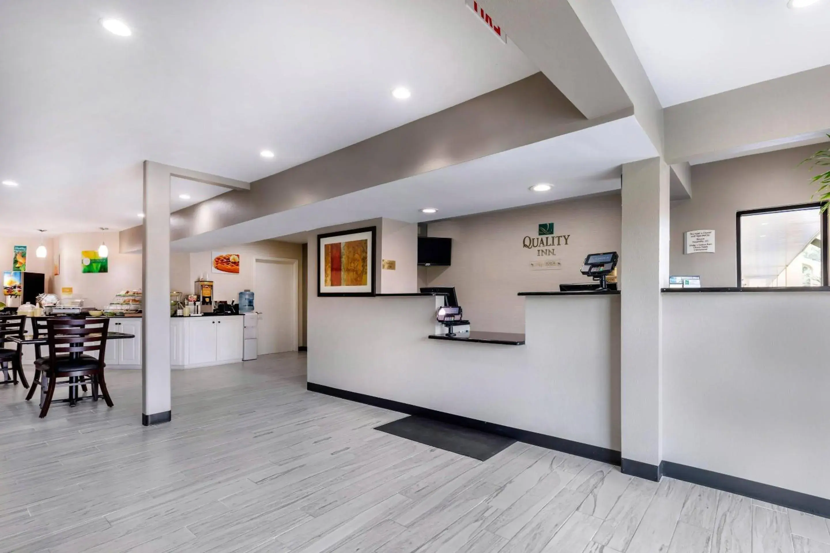 Lobby or reception in Quality Inn McComb Lobby or reception in Quality Inn McComb