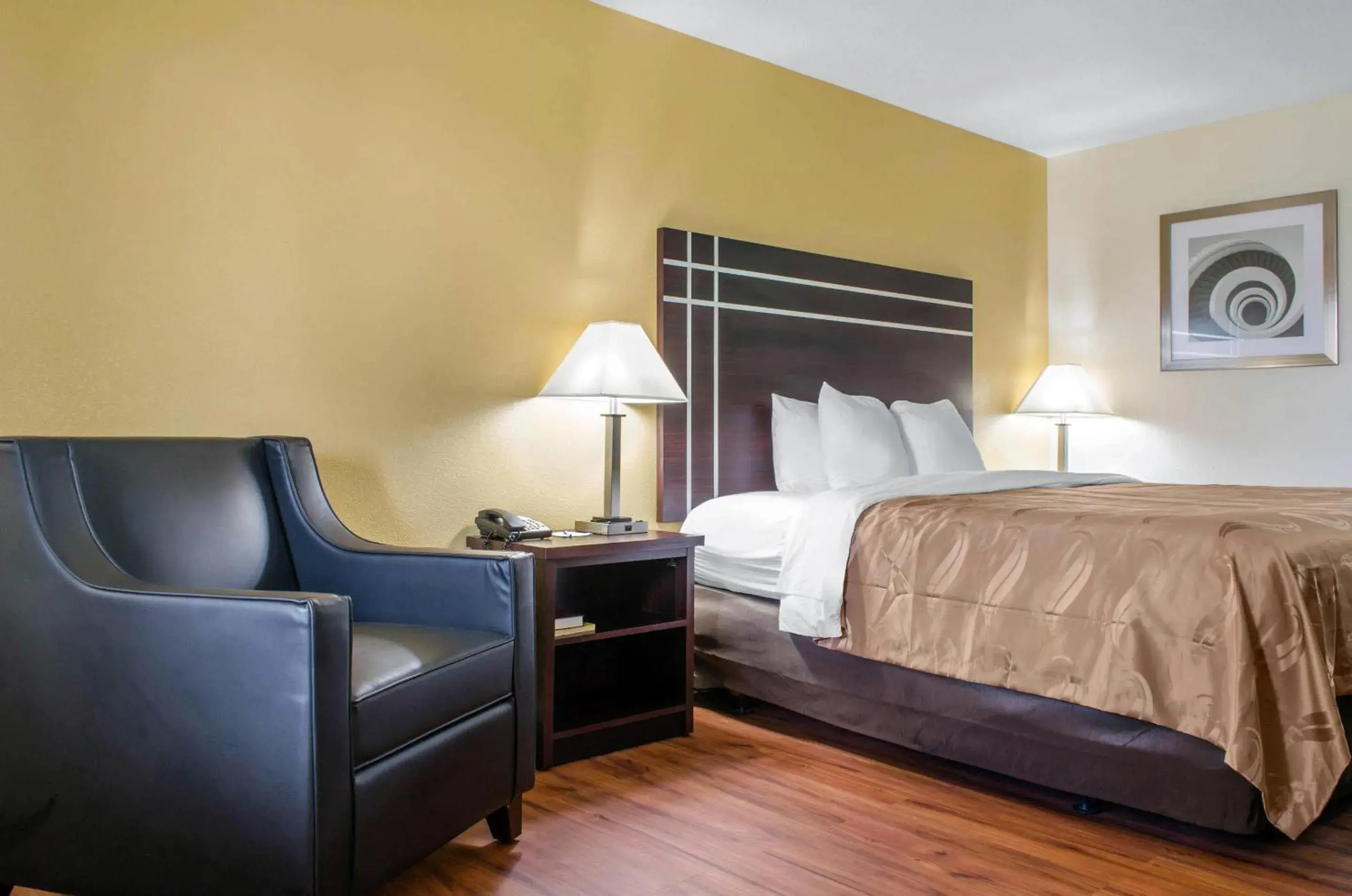 Bedroom, Bed in Quality Inn McComb Bedroom, Bed in Quality Inn McComb