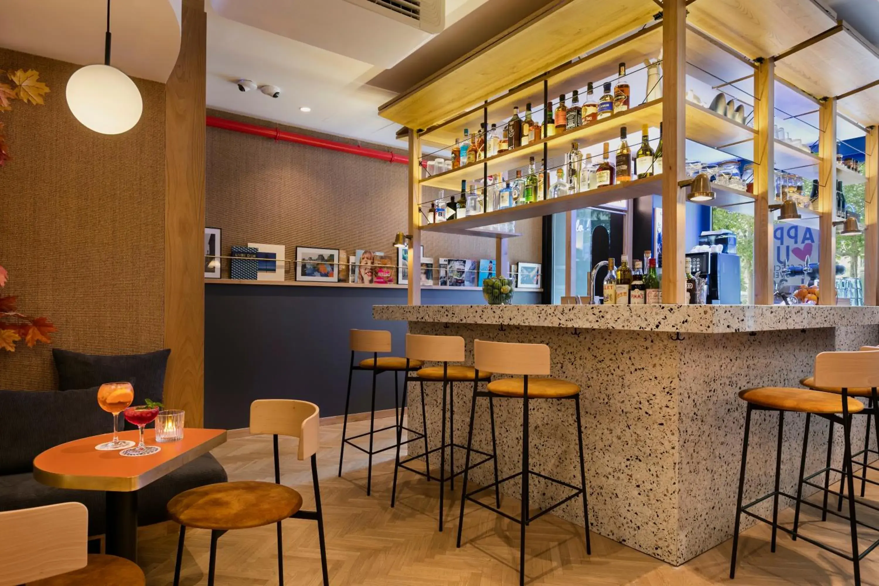 Lounge or bar in Oh la la ! Hotel Bar Paris Bastille Lounge or bar in Oh la la ! Hotel Bar Paris Bastille