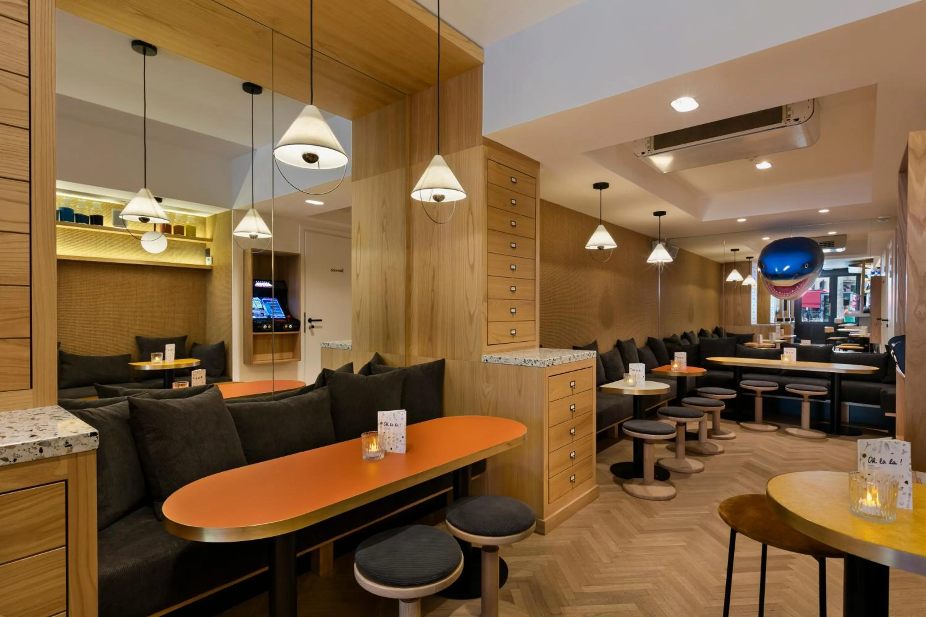 Restaurant/places to eat in Oh la la ! Hotel Bar Paris Bastille