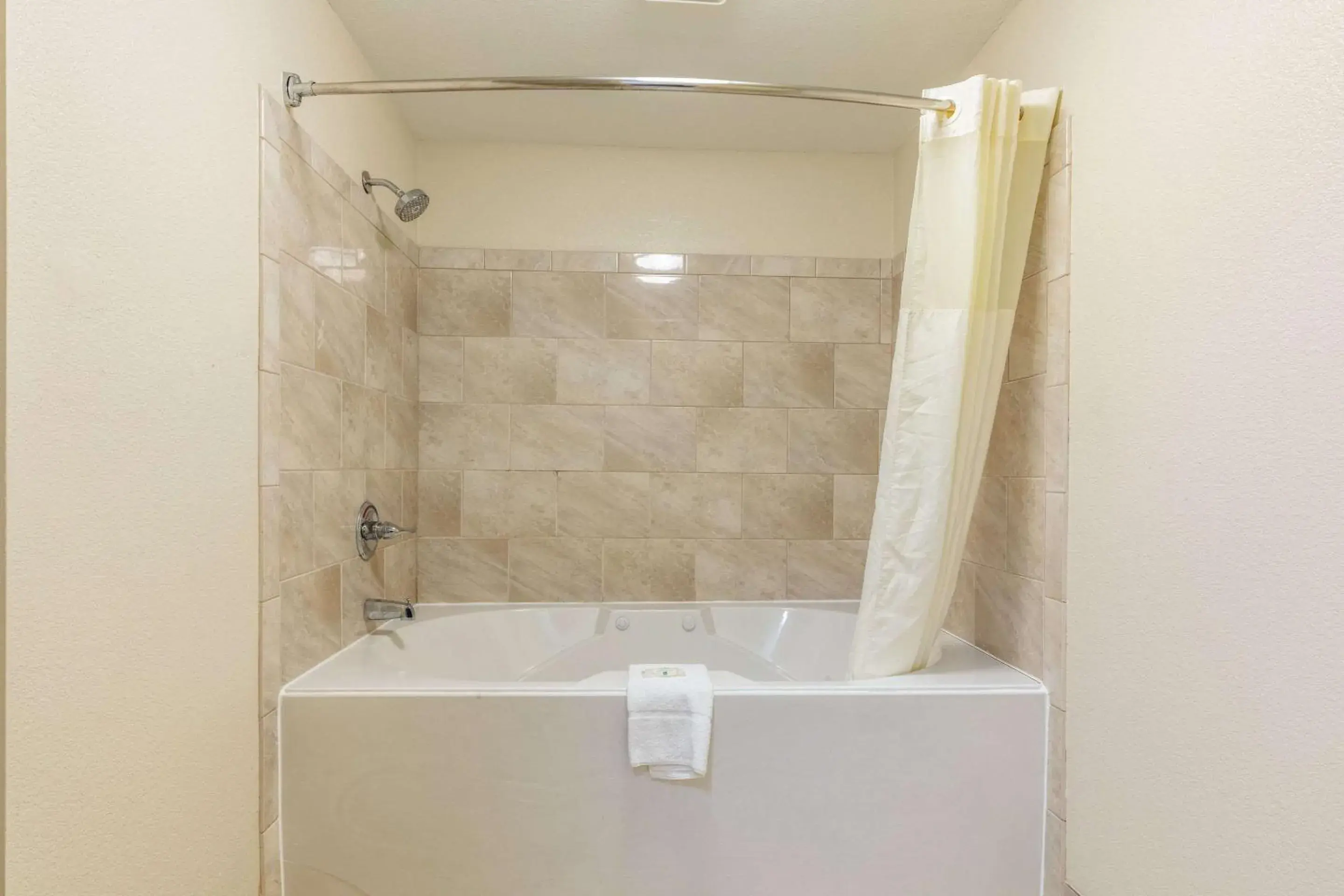 Photo of the whole room in Quality Inn Southaven - Memphis South Photo of the whole room in Quality Inn Southaven - Memphis South