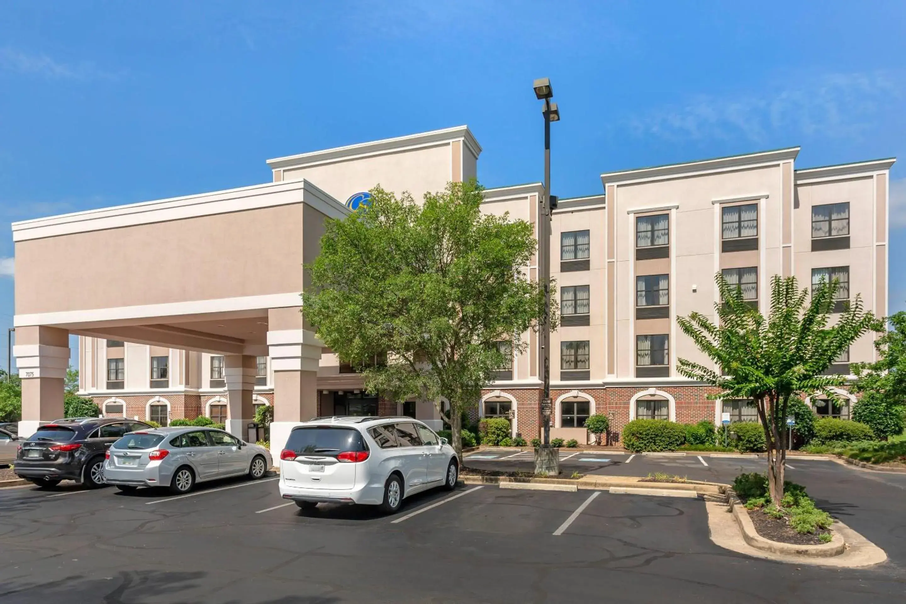 Property building in Comfort Suites Southaven - Memphis South Property building in Comfort Suites Southaven - Memphis South