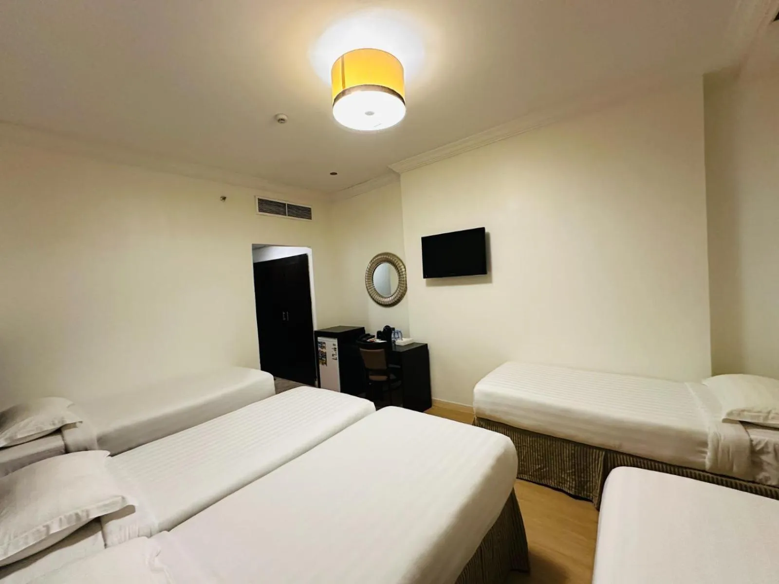 Bed in Saif Al Majd Hotel