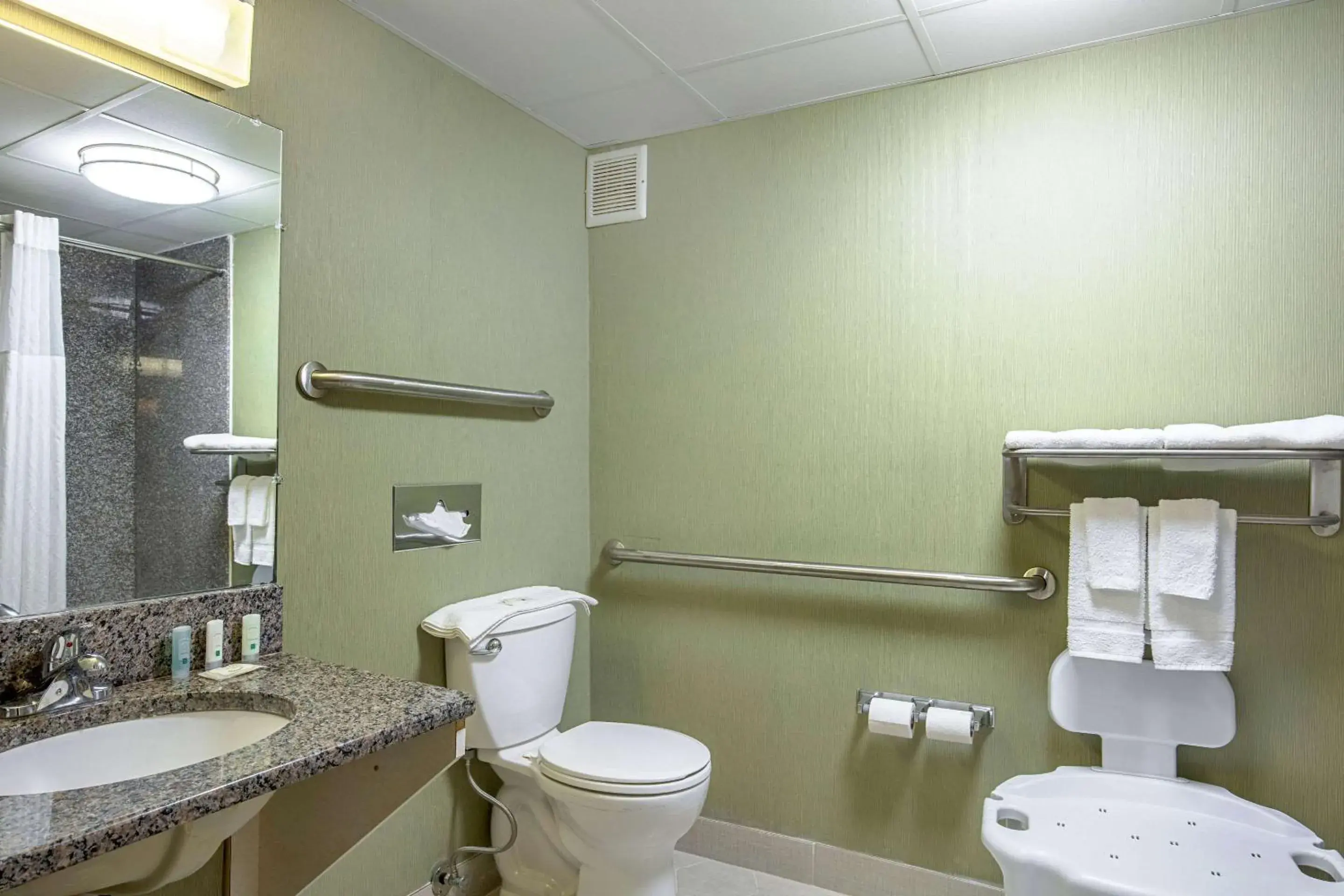 Bathroom in Quality Inn Holly Springs South Bathroom in Quality Inn Holly Springs South