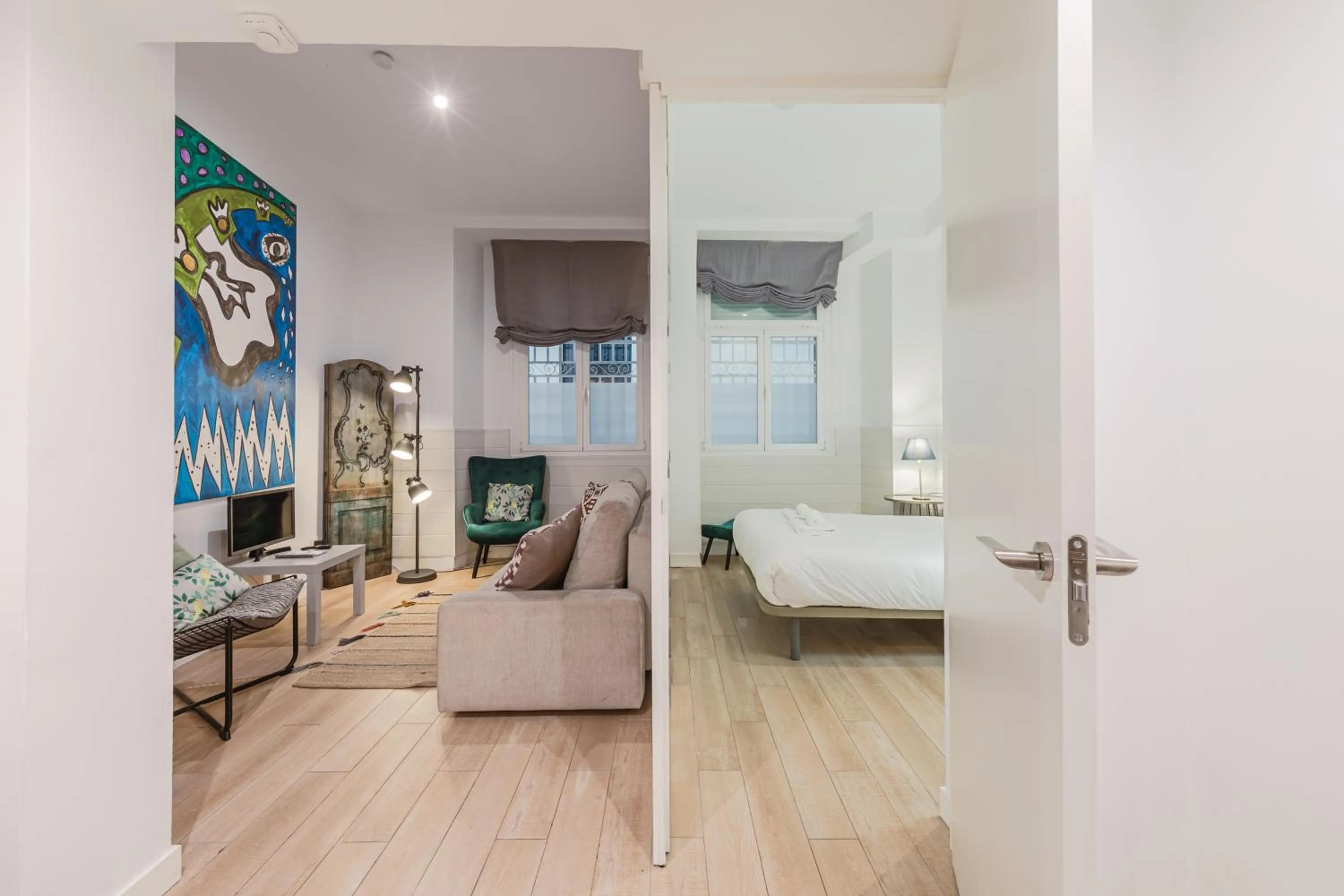 Photo of the whole room, Bed in Green-Apartments Plaza del Pan