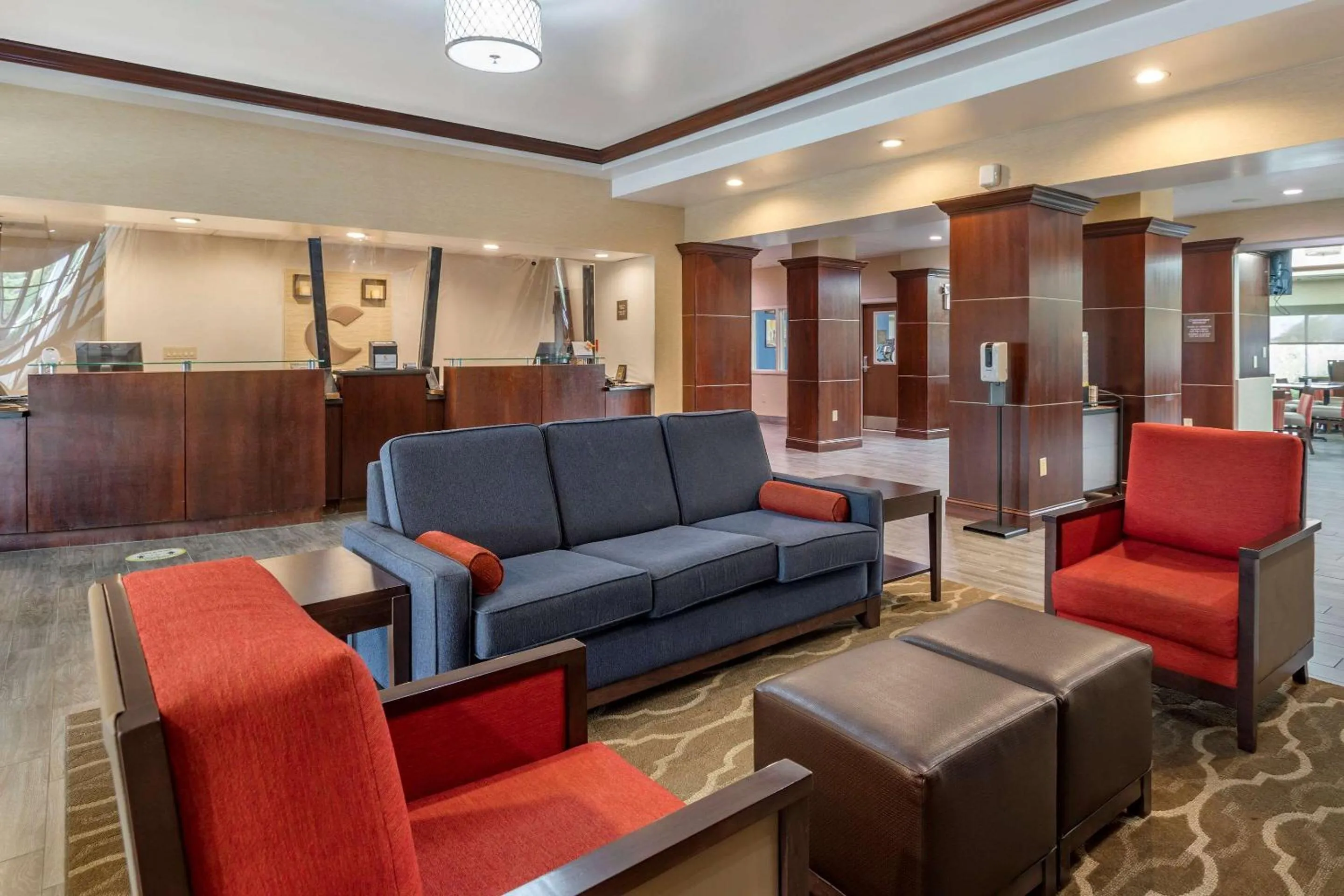 Lobby or reception in Comfort Suites Olive Branch - Memphis South
