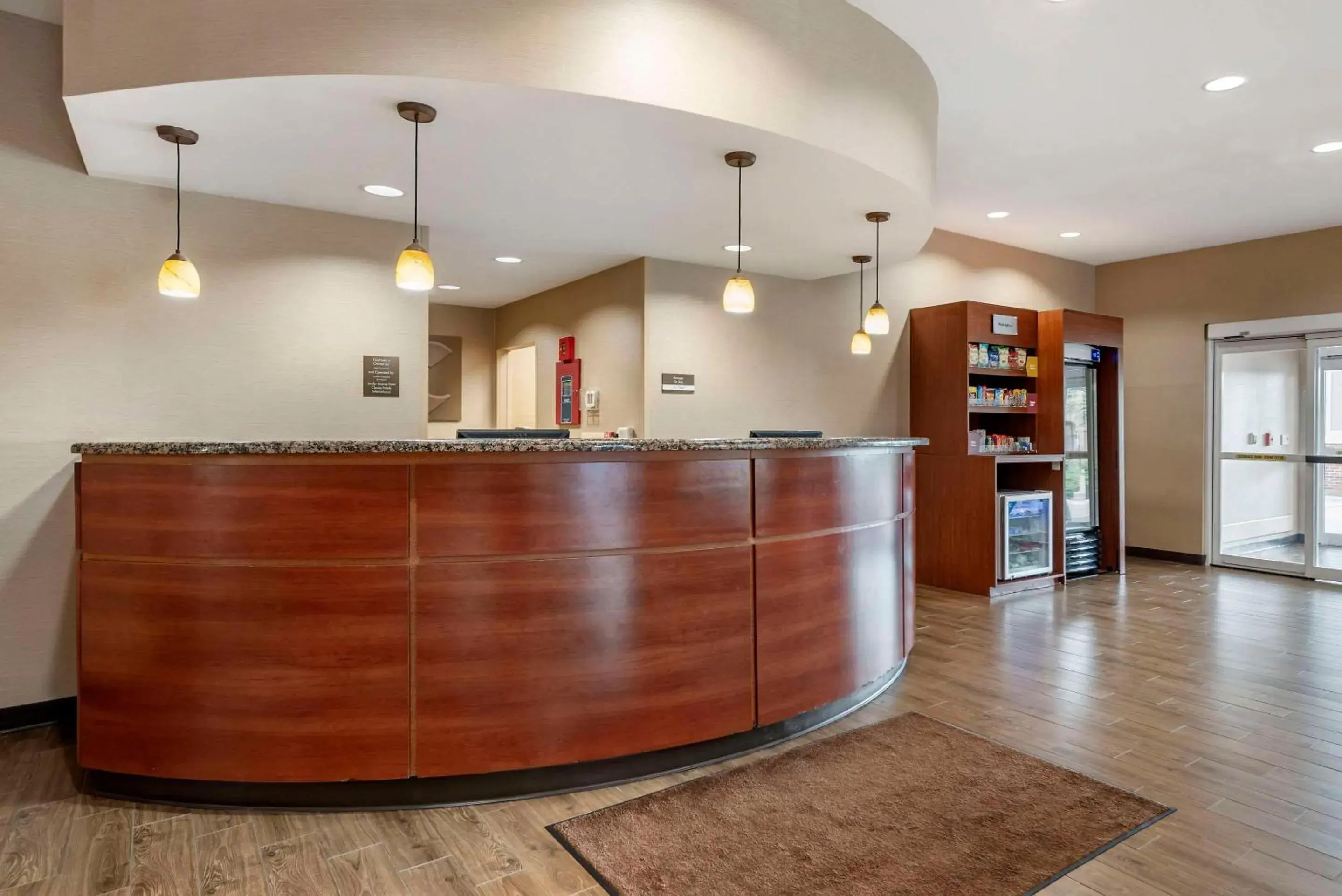Lobby or reception in Comfort Suites Flowood - Jackson Airport Lobby or reception in Comfort Suites Flowood - Jackson Airport