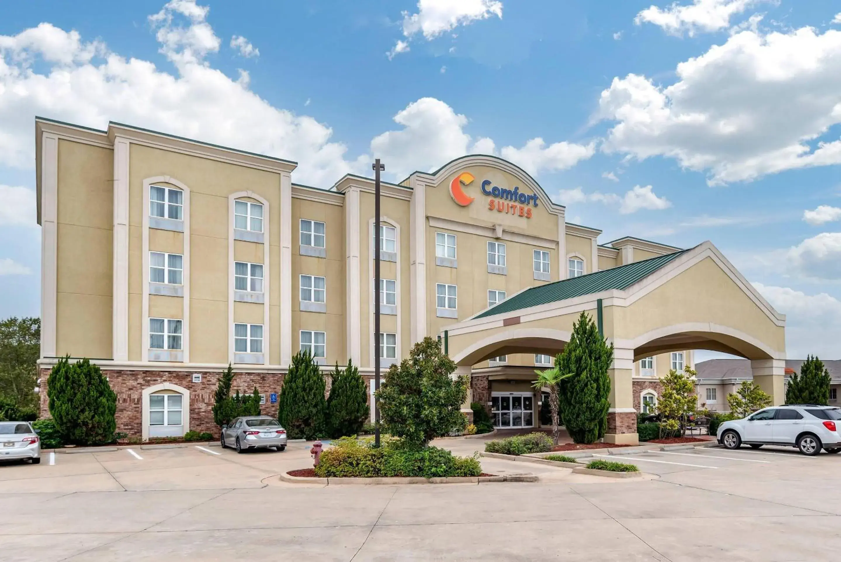 Property building in Comfort Suites Vicksburg Property building in Comfort Suites Vicksburg