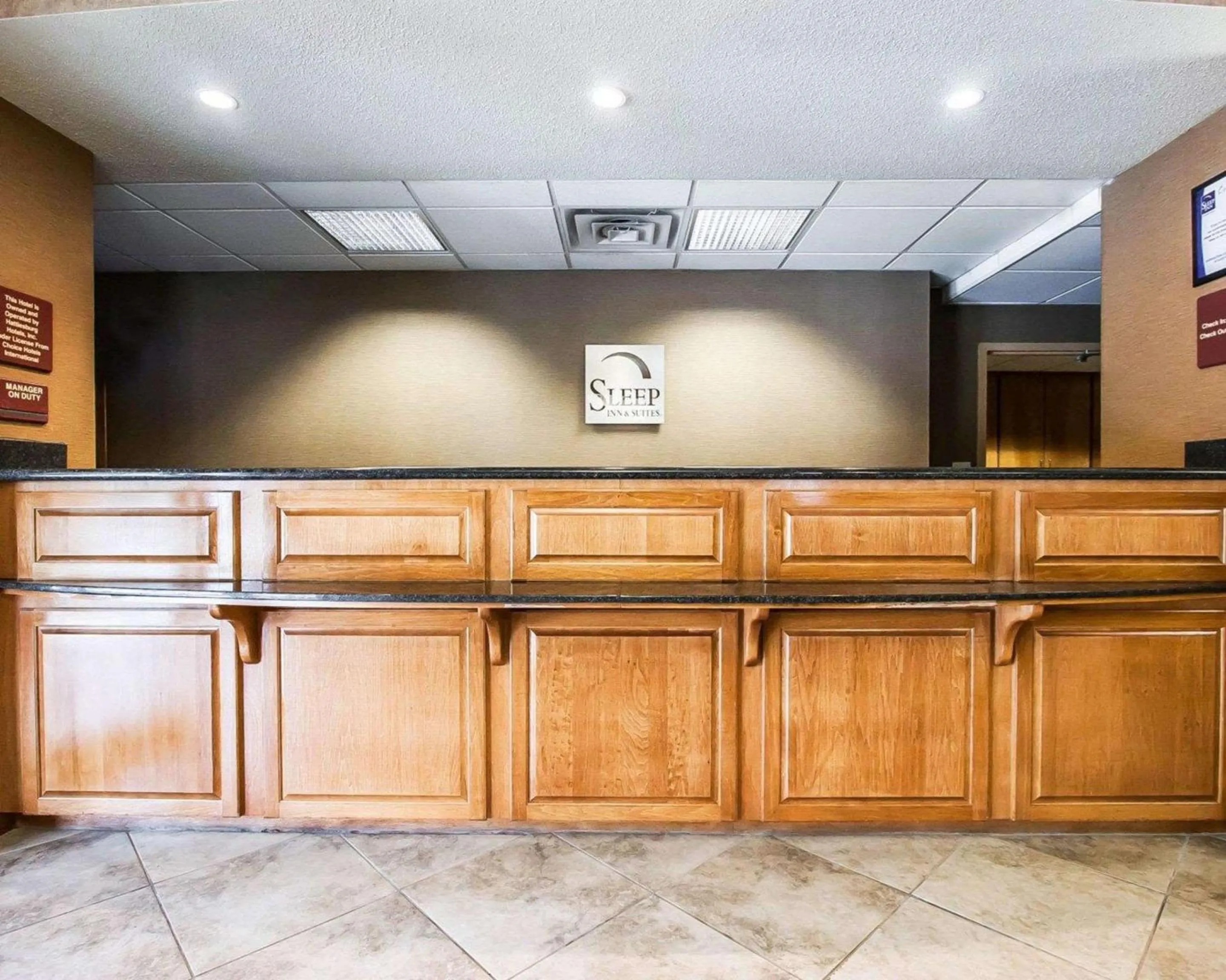 Lobby or reception in Sleep Inn & Suites Hattiesburg North