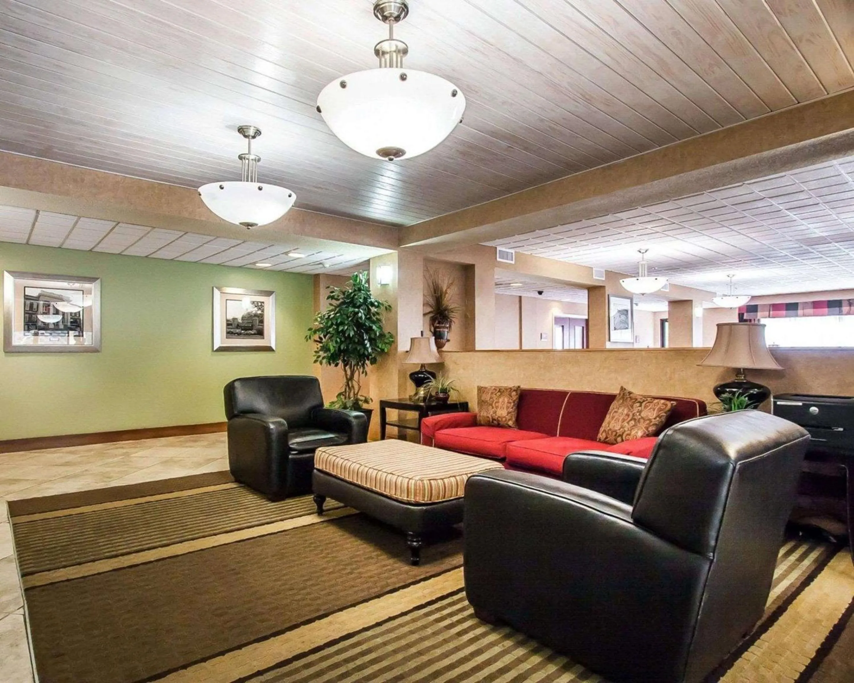 Lobby or reception in Sleep Inn & Suites Hattiesburg North
