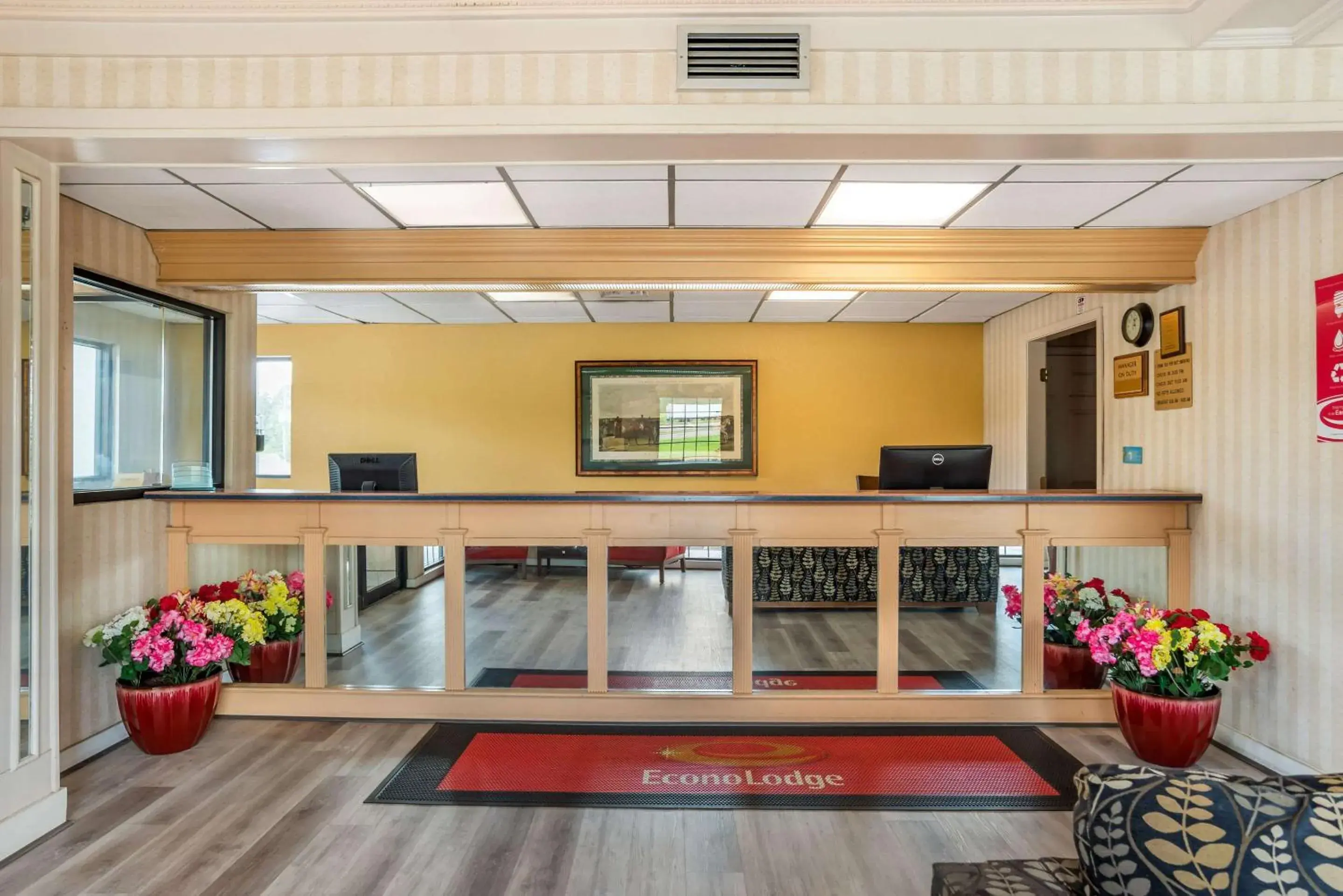Lobby or reception in Econo Lodge Inn & Suites Lobby or reception in Econo Lodge Inn & Suites