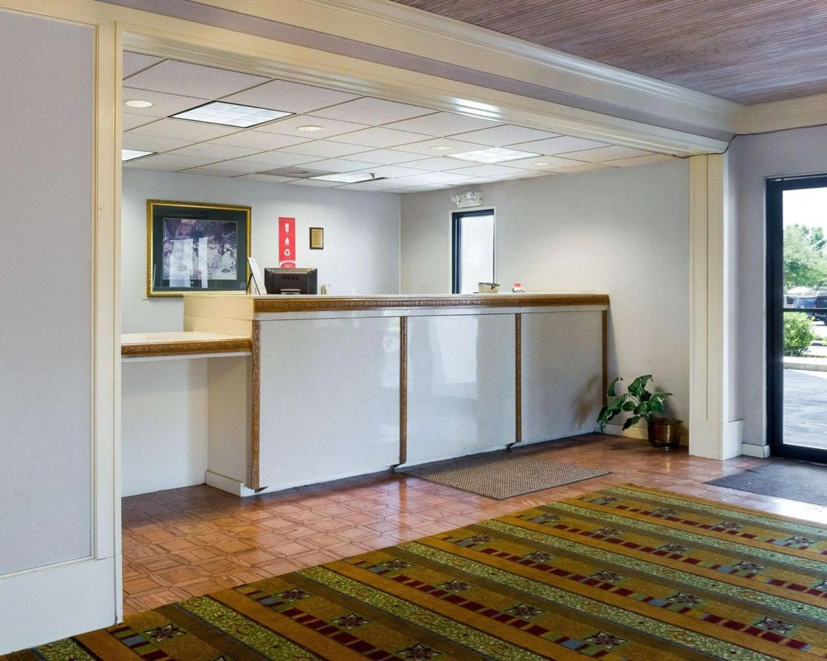 Lobby or reception, Bed in Econo Lodge Canton I-55