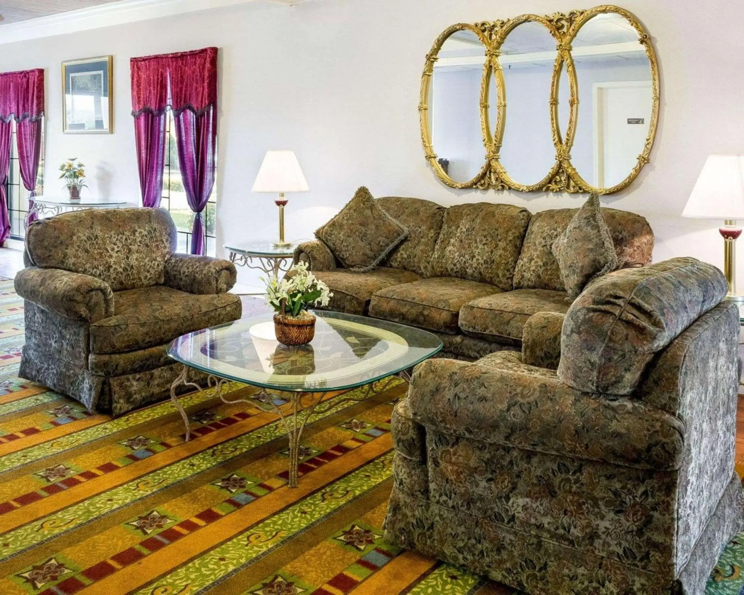 Lobby or reception in Econo Lodge Canton I-55 Lobby or reception in Econo Lodge Canton I-55