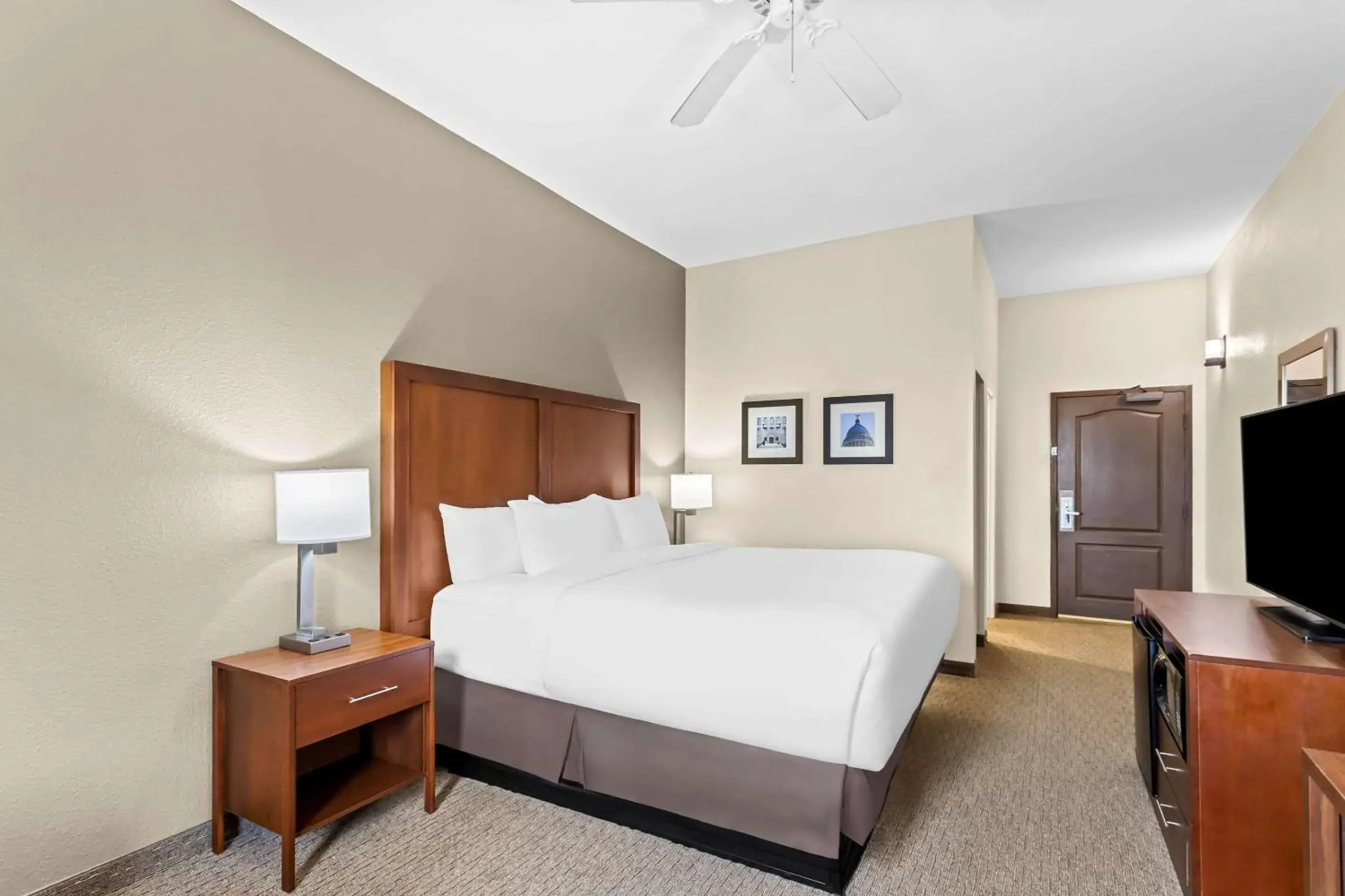 Bedroom in Comfort Inn & Suites Grenada Bedroom in Comfort Inn & Suites Grenada