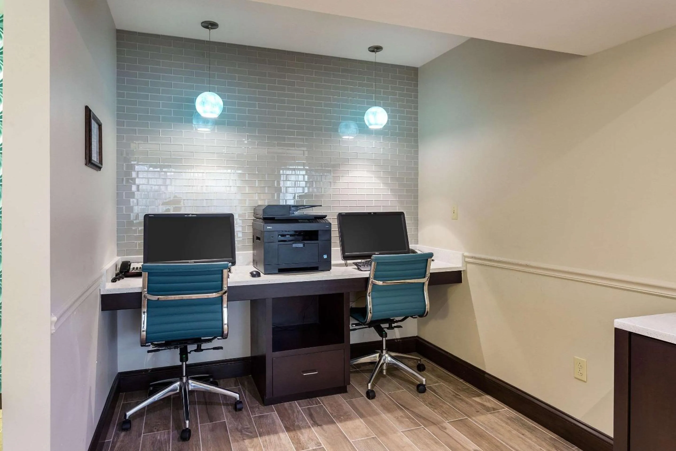 On-site shops in Quality Inn Gulfport I-10