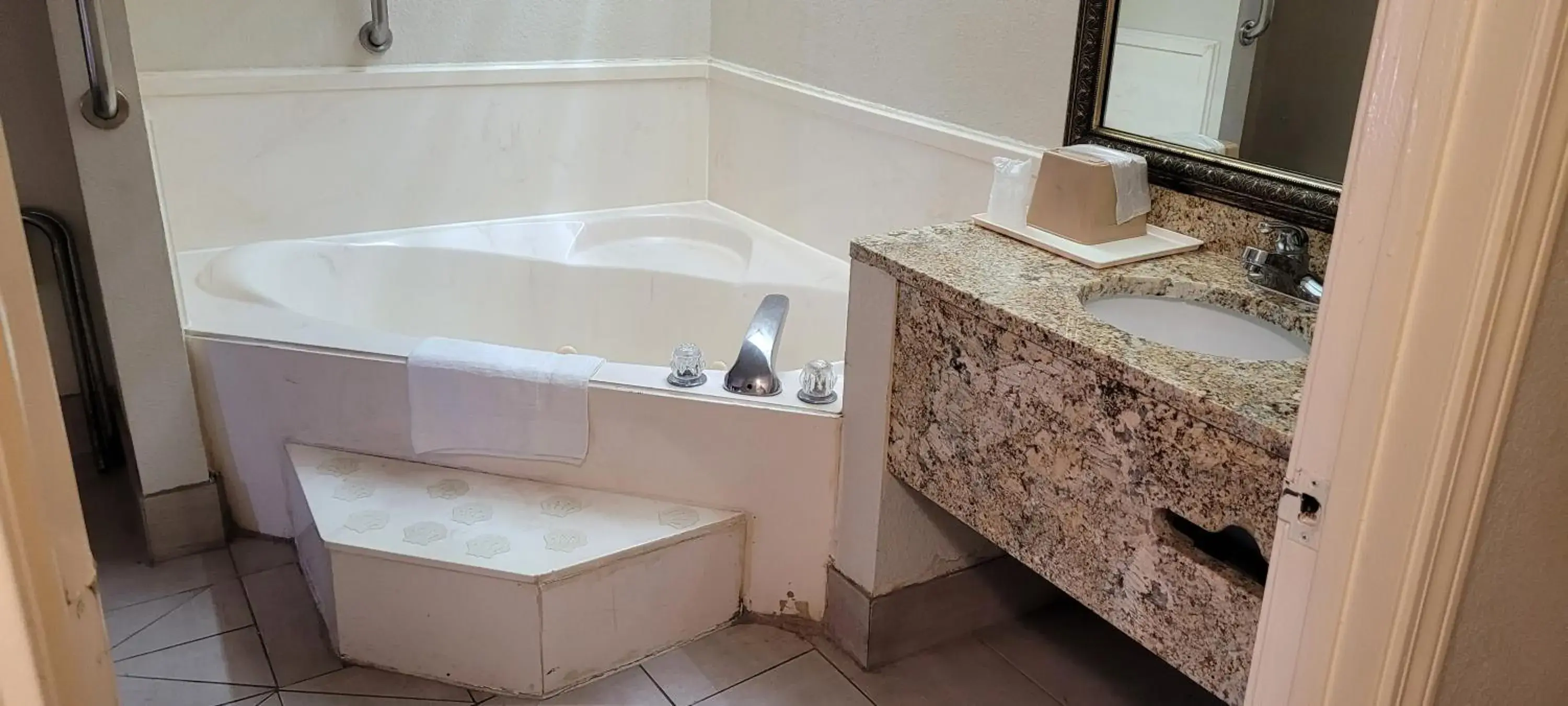 Spa and wellness centre/facilities in Motel 6 Jackson MS Southwest Spa and wellness centre/facilities in Motel 6 Jackson MS Southwest