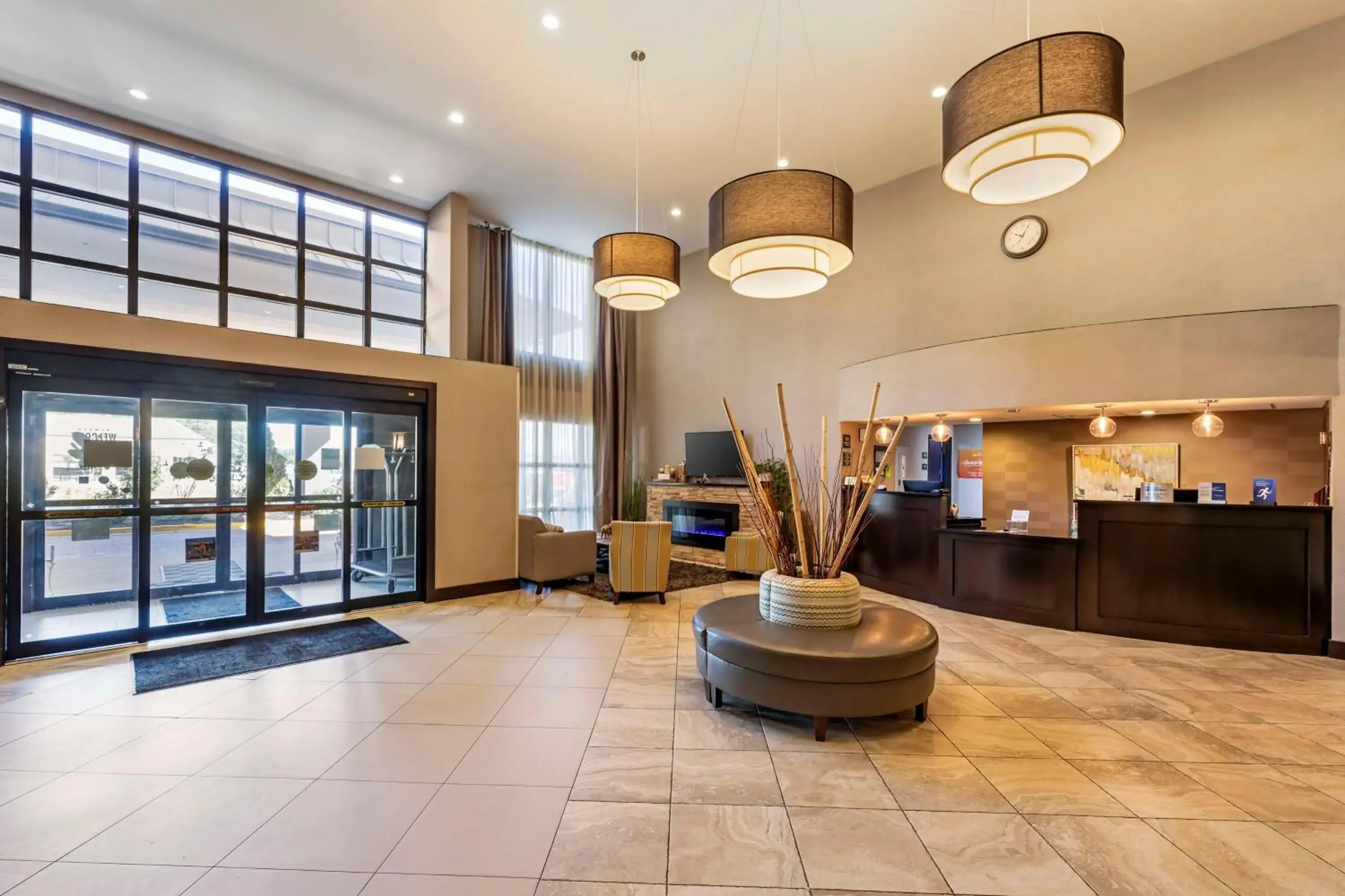 Lobby or reception in Best Western New Albany Lobby or reception in Best Western New Albany