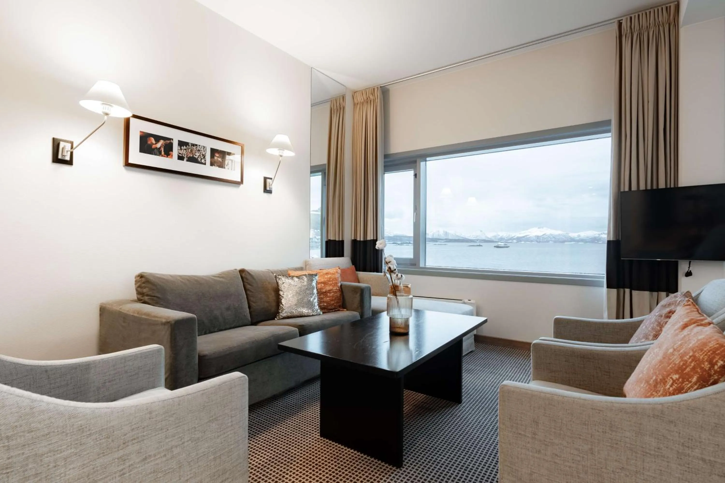 Bedroom in Scandic Seilet Hotel