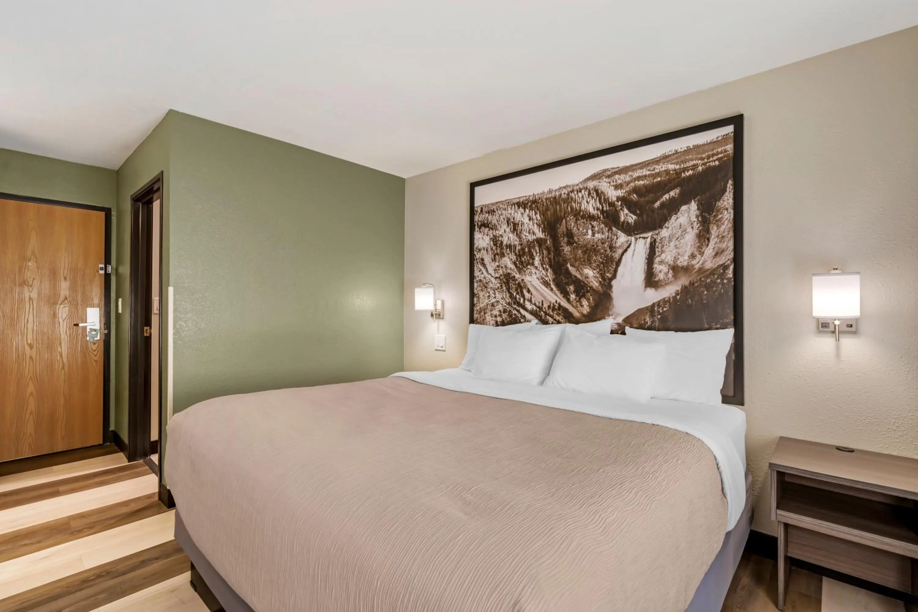 Bed in Quality Inn Red Lodge Gateway To Yellowstone