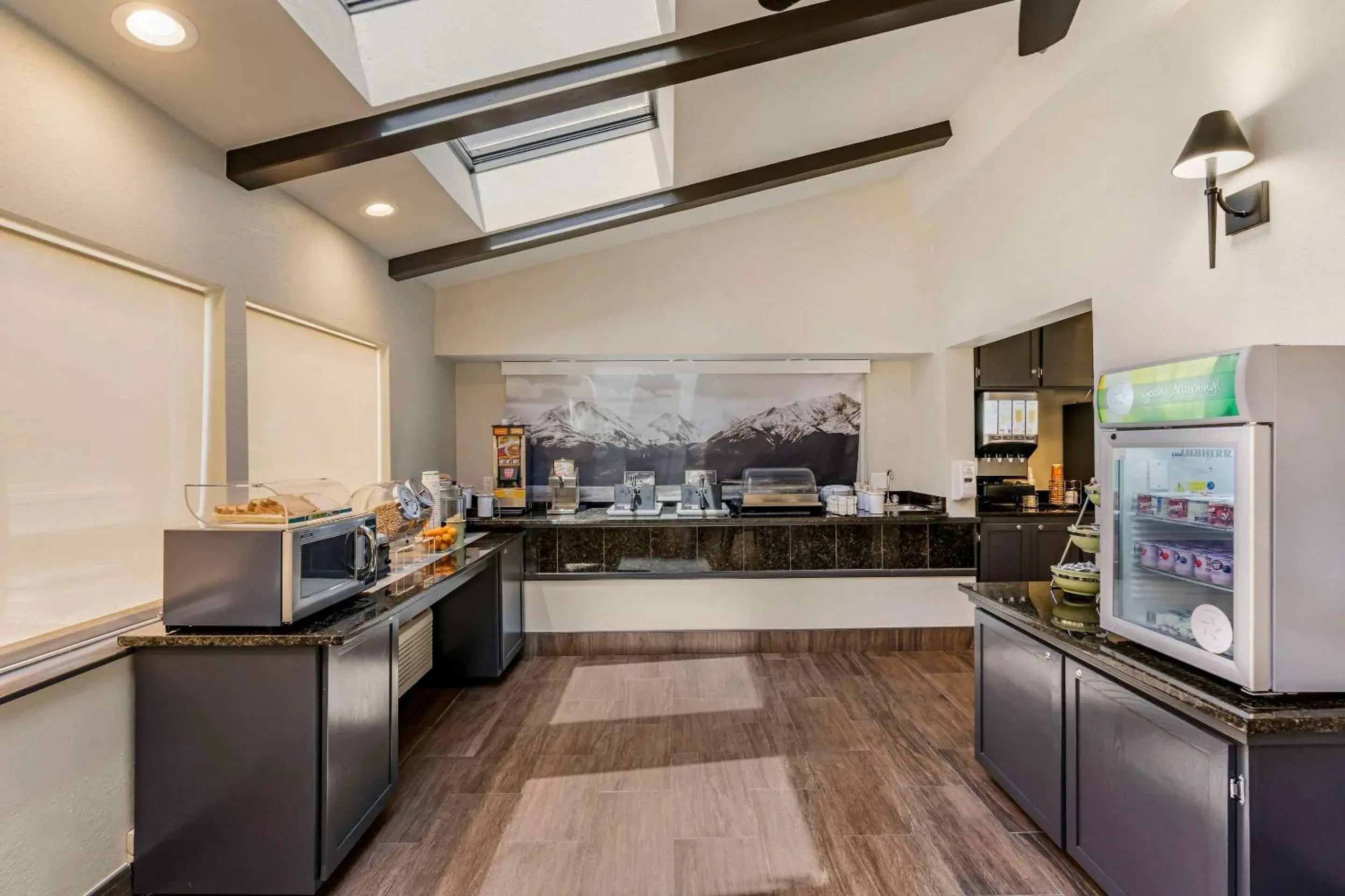 Breakfast in Quality Inn Red Lodge Gateway To Yellowstone Breakfast in Quality Inn Red Lodge Gateway To Yellowstone