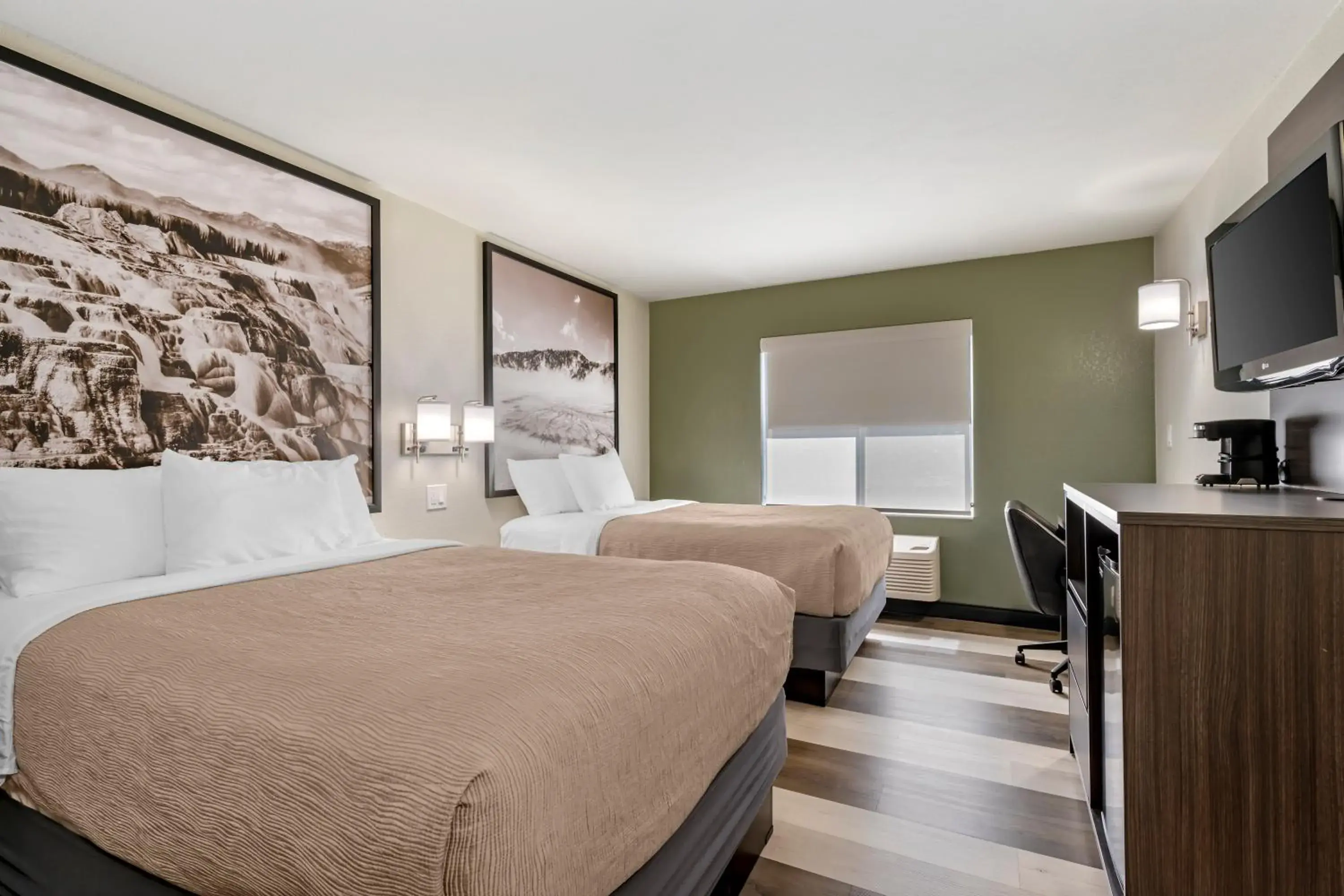 Bed in Quality Inn Red Lodge Gateway To Yellowstone Bed in Quality Inn Red Lodge Gateway To Yellowstone