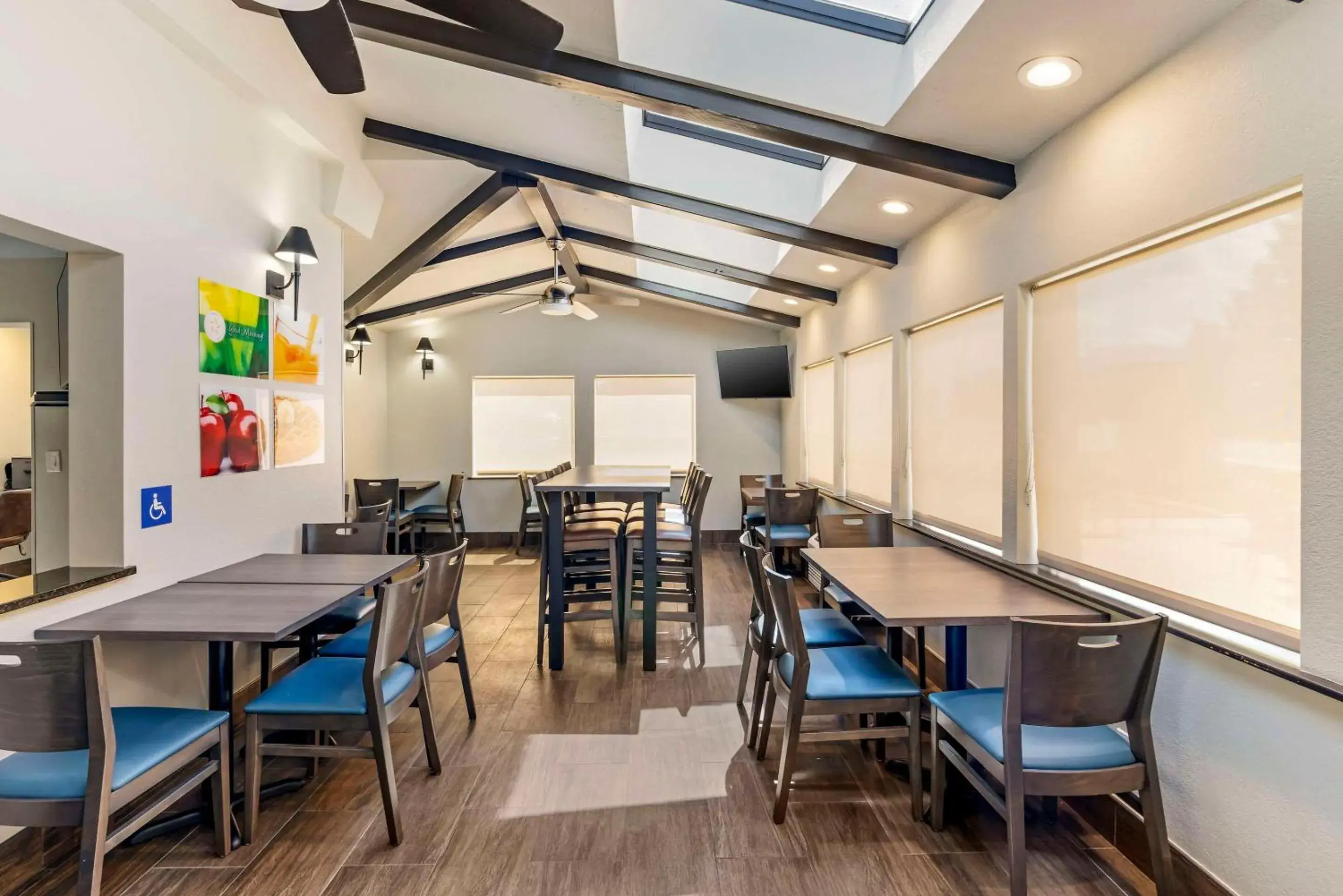 Breakfast in Quality Inn Red Lodge Gateway To Yellowstone Breakfast in Quality Inn Red Lodge Gateway To Yellowstone