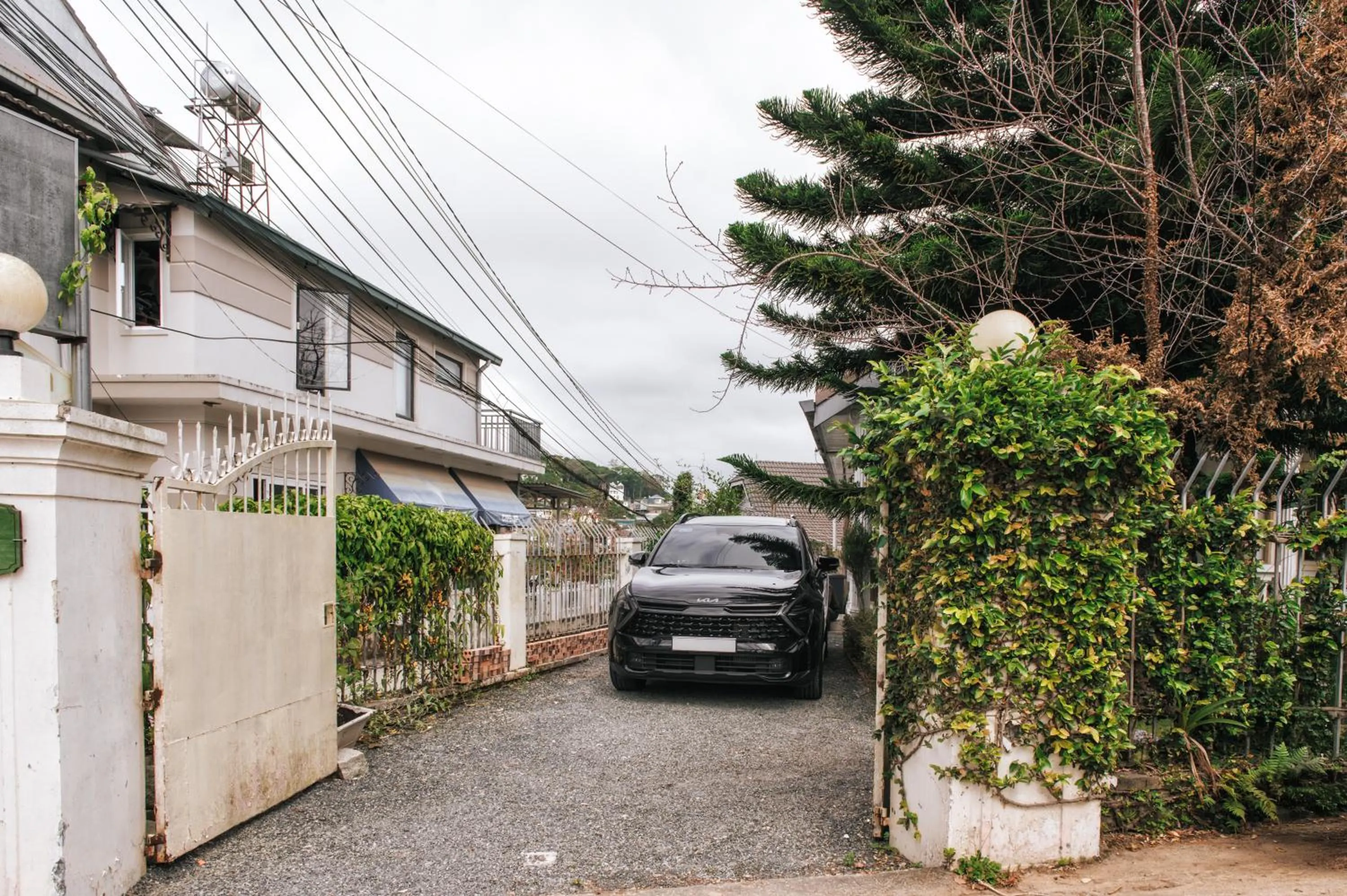 Parking in Ngàn Phố Studio & Love Hotel