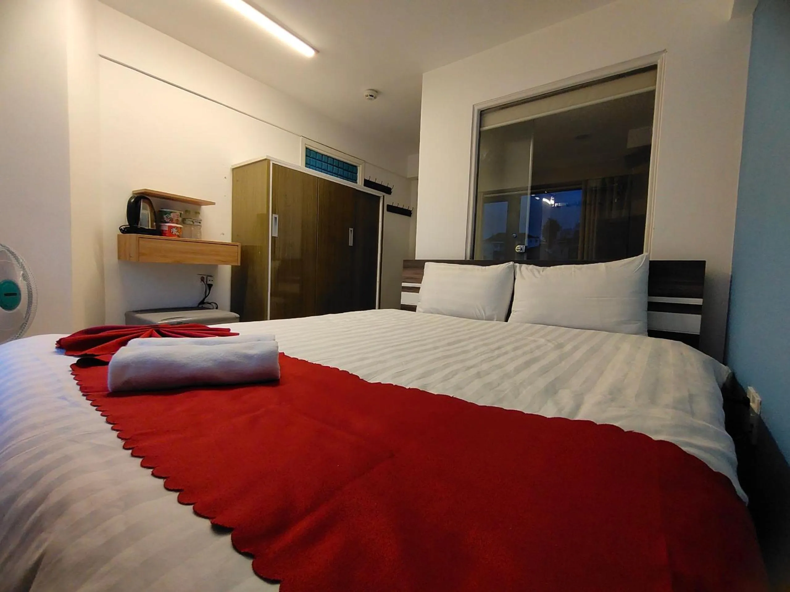 Bed in Ngàn Phố Studio & Love Hotel