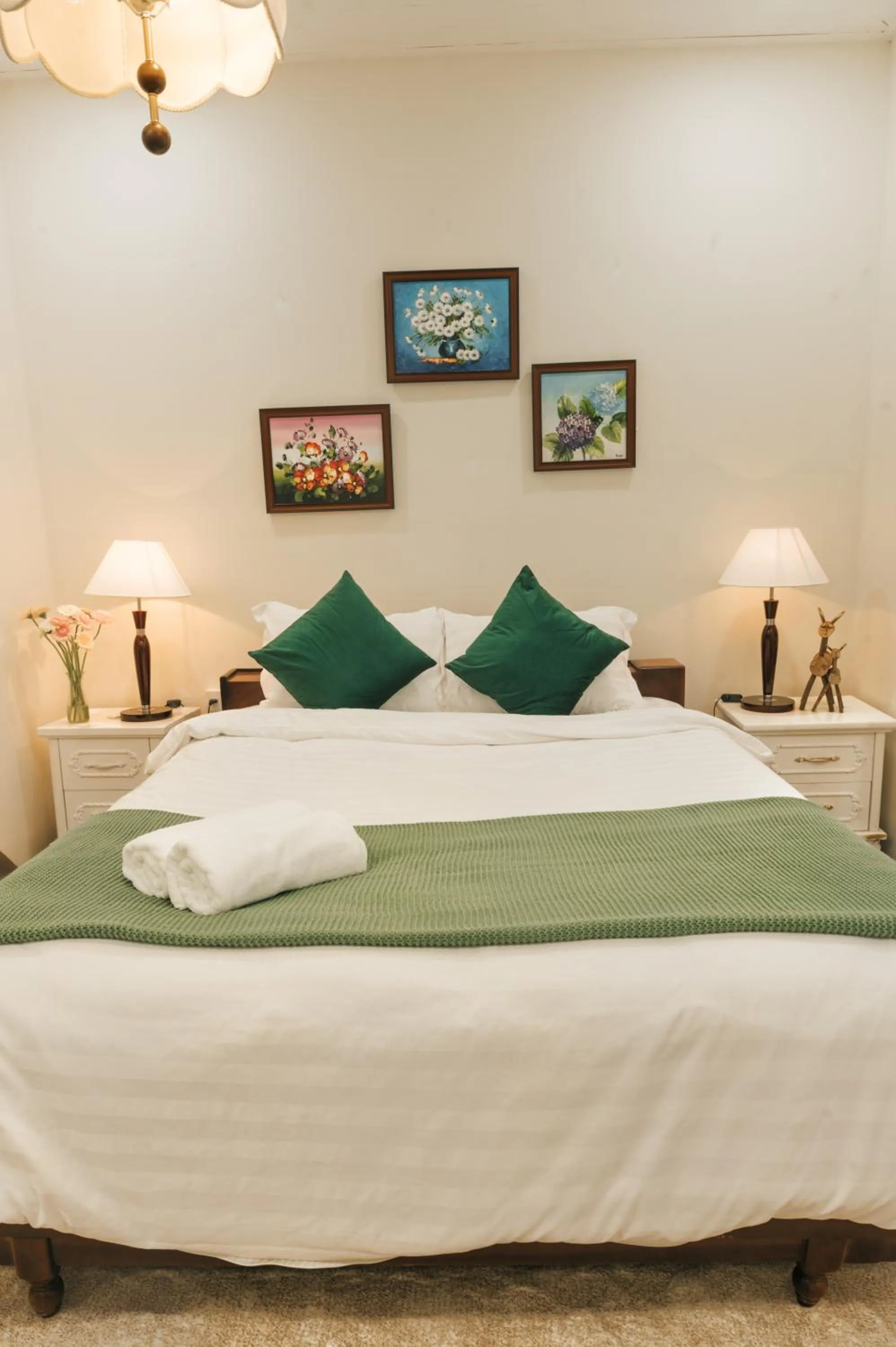 Bed in Ngàn Phố Studio & Love Hotel