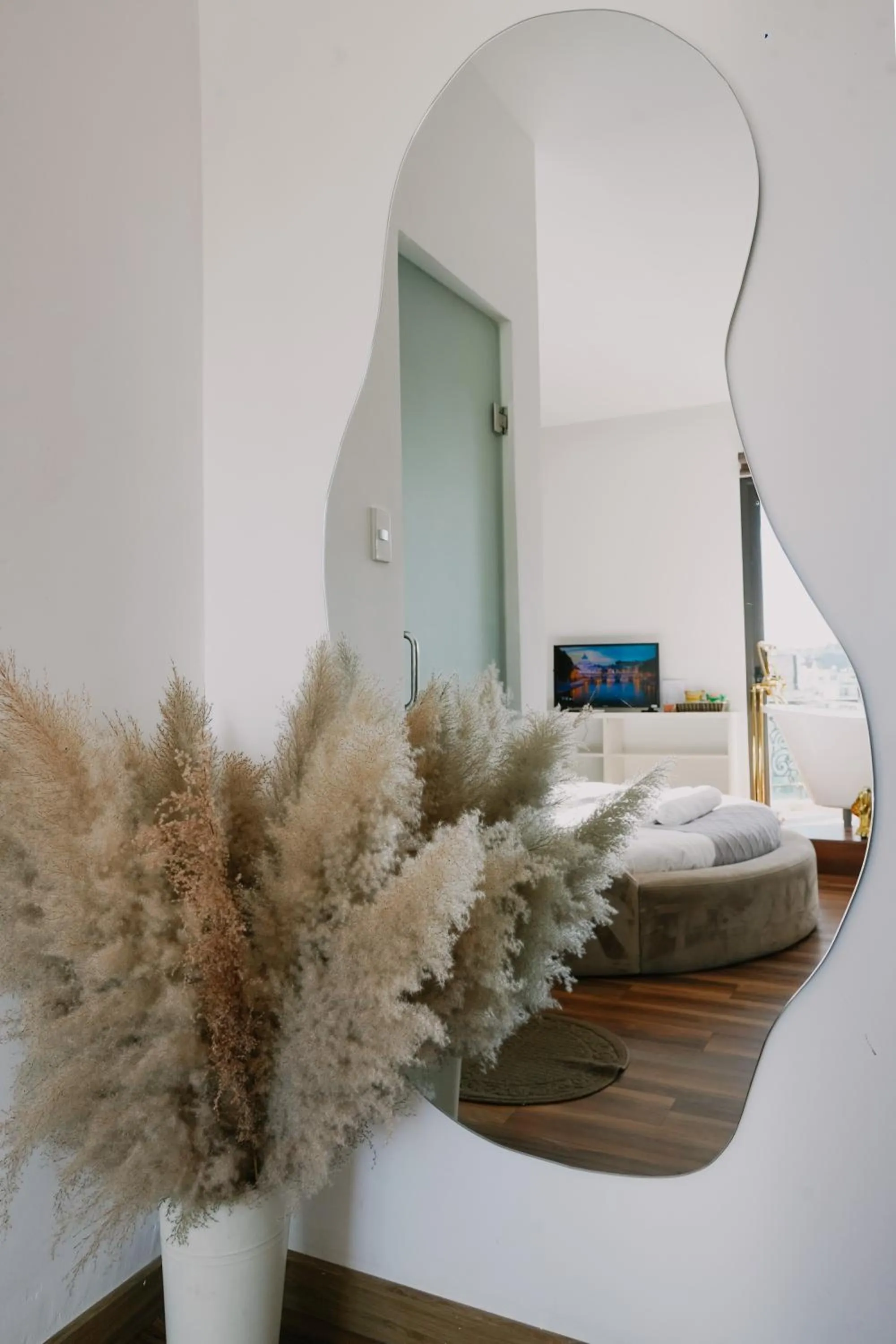 furniture, Bed in Ngàn Phố Studio & Love Hotel