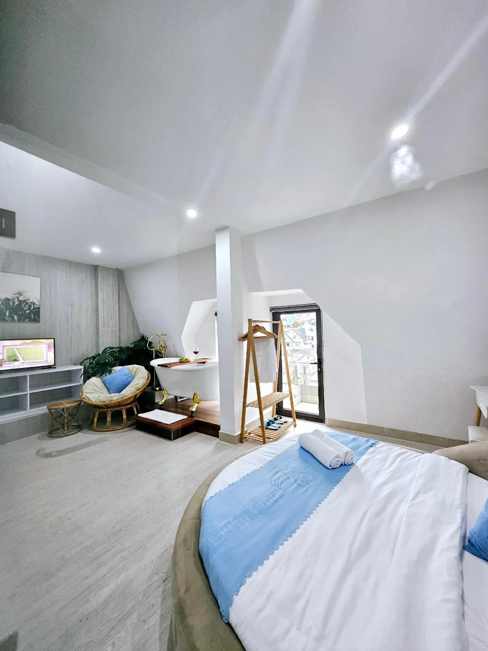 Bed in Ngàn Phố Studio & Love Hotel