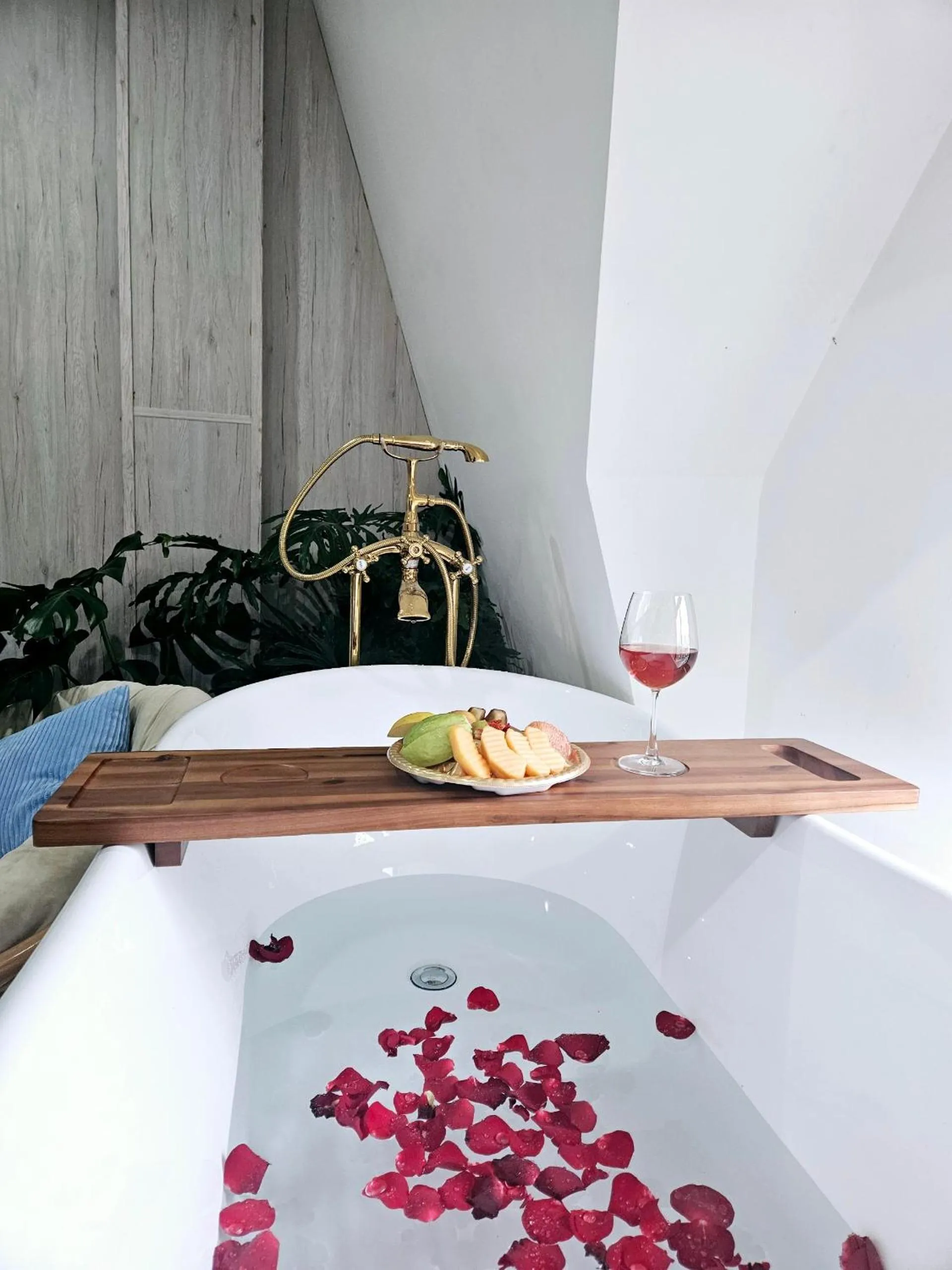 Hot Tub in Ngàn Phố Studio & Love Hotel