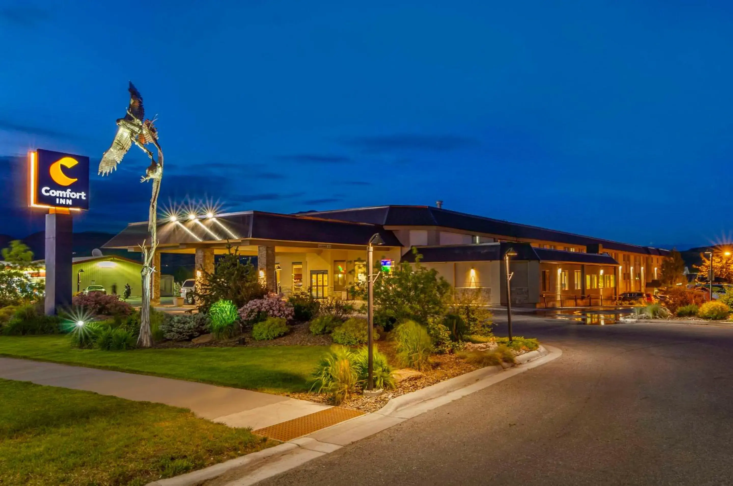 Property building in Comfort Inn Bozeman near University Property building in Comfort Inn Bozeman near University