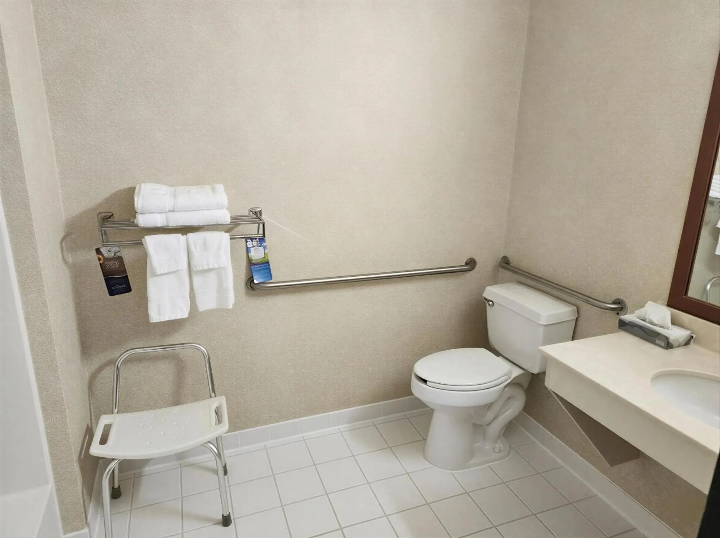 Bathroom in Baymont by Wyndham Helena