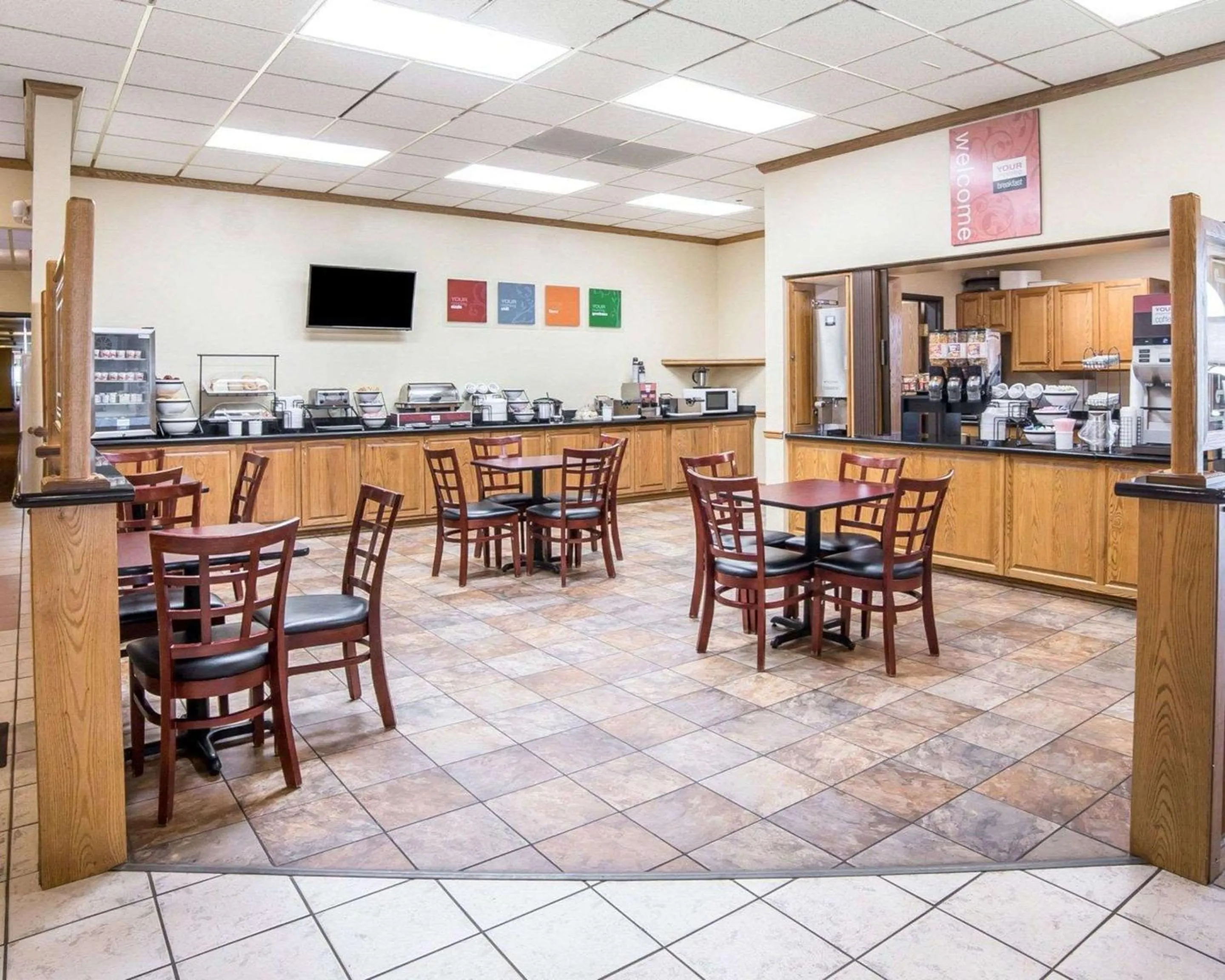 Restaurant/places to eat in FairBridge Inn & Suites Glendive