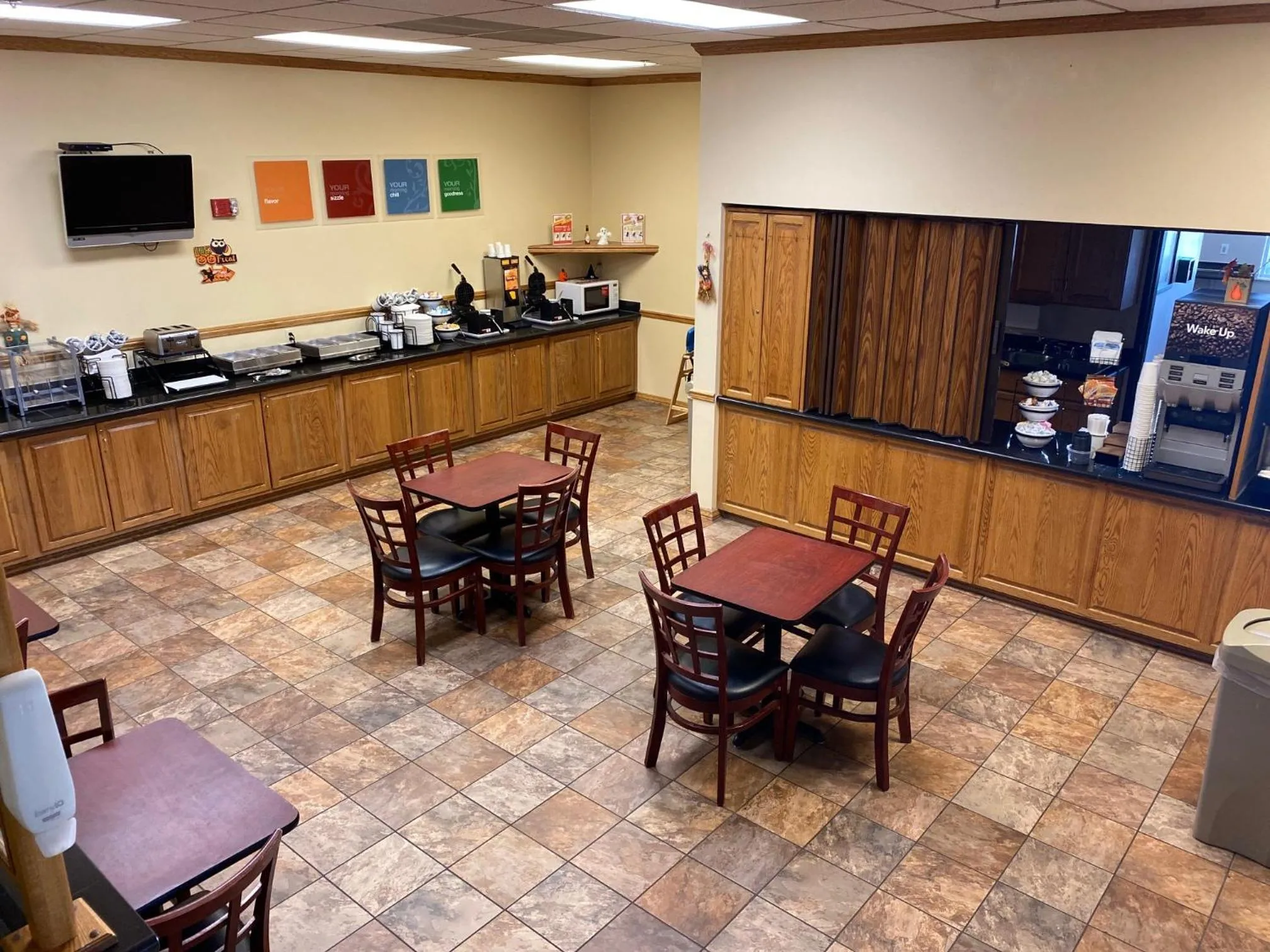 Breakfast in FairBridge Inn & Suites Glendive