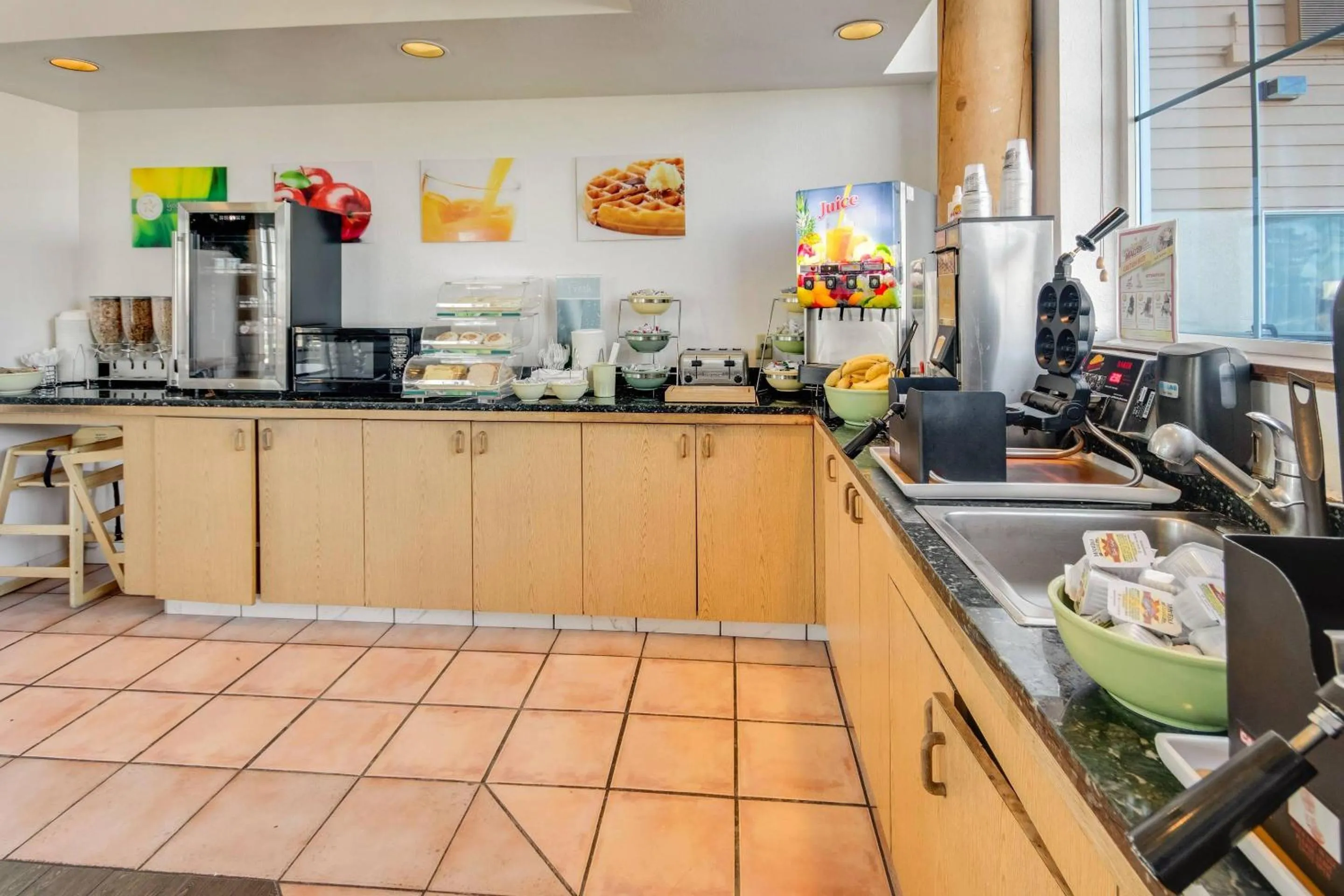 Breakfast in Quality Inn Belgrade - Bozeman Yellowstone Airport