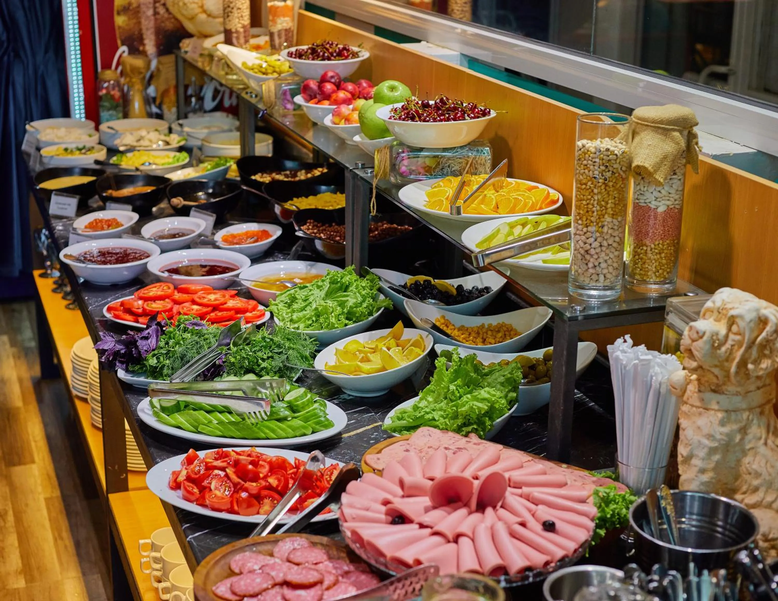 Buffet breakfast in Salam Baku Hotel (SBH)