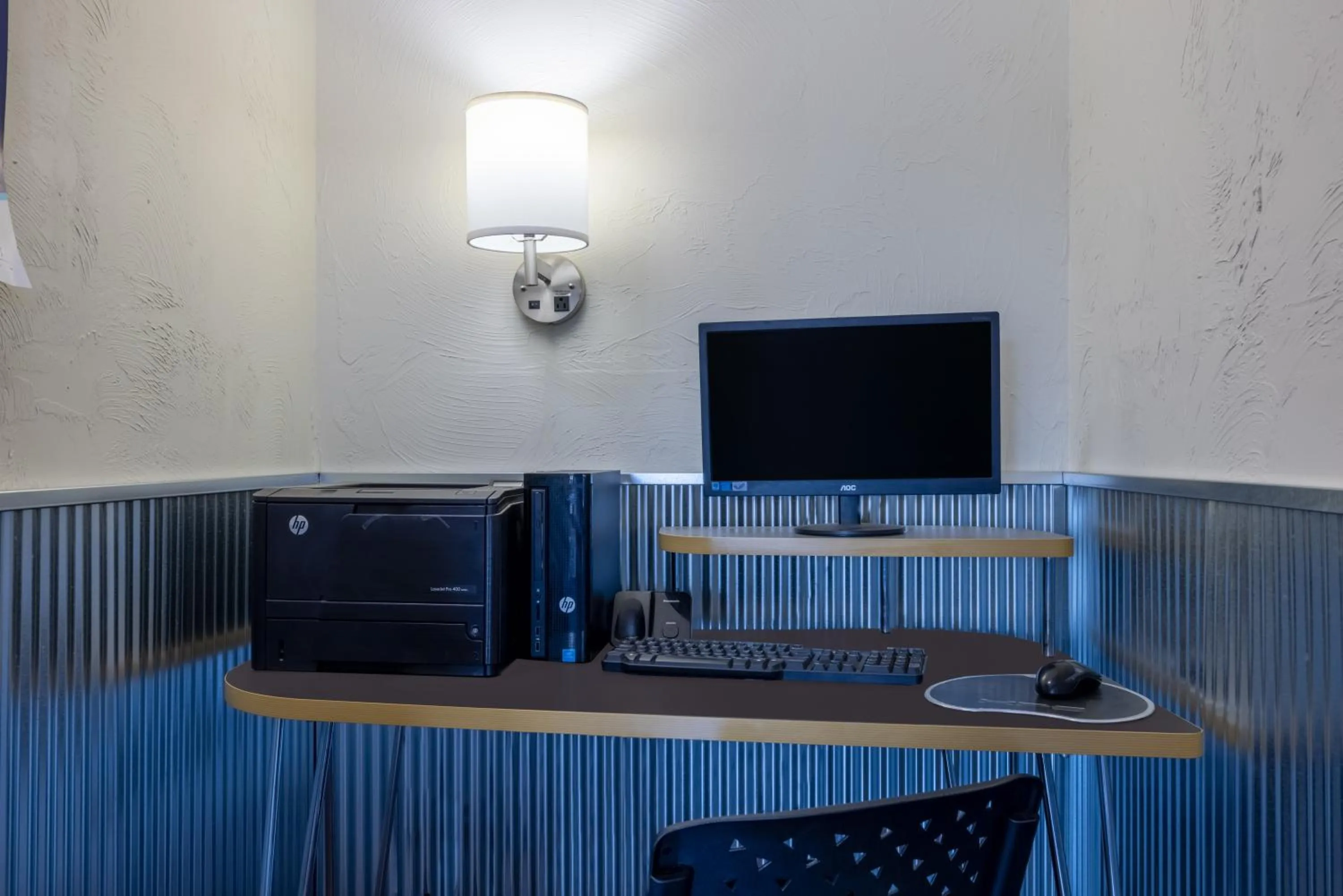 Business facilities in Travelodge by Wyndham Livingston