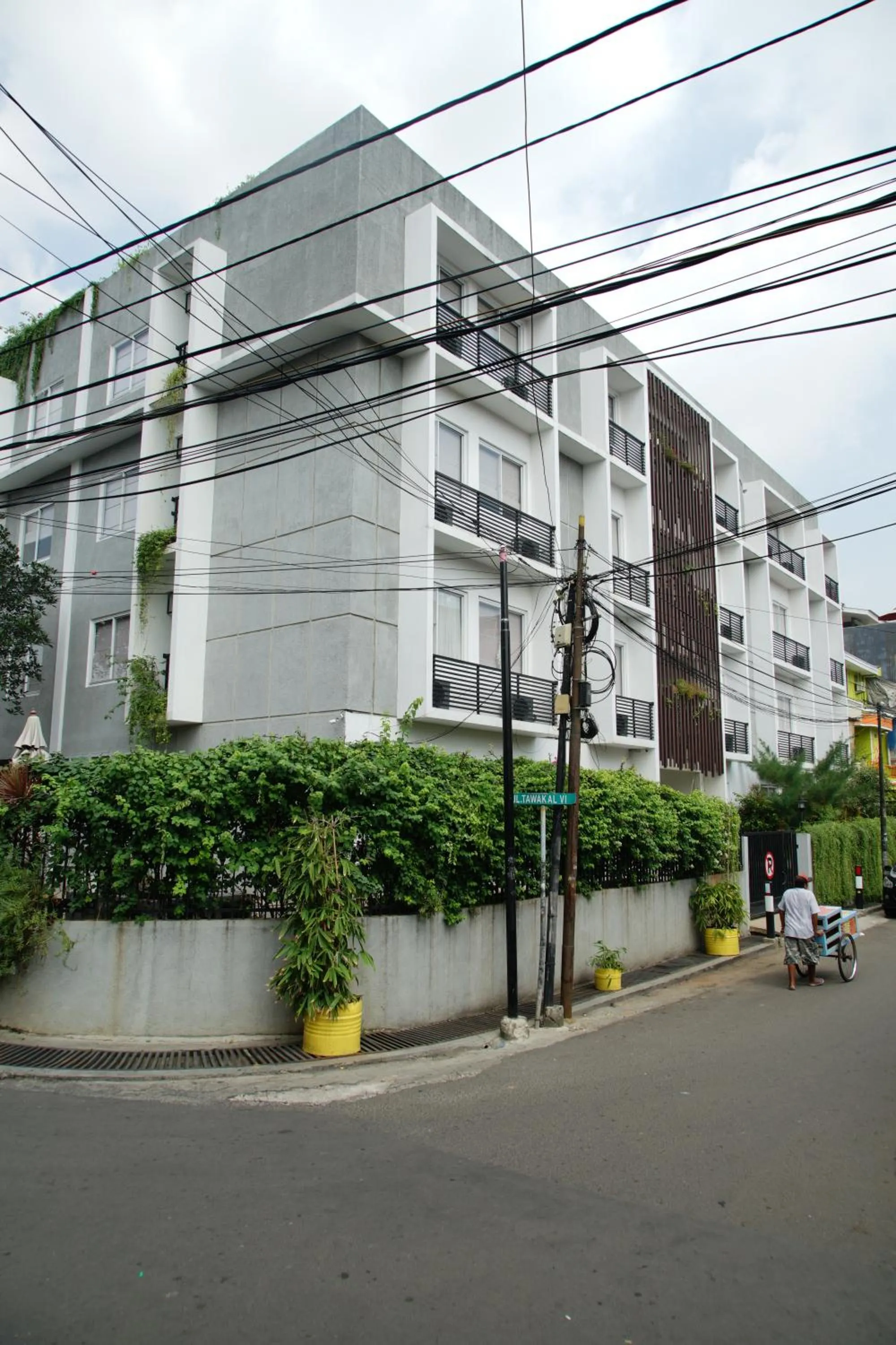 Property Building in Residence T63