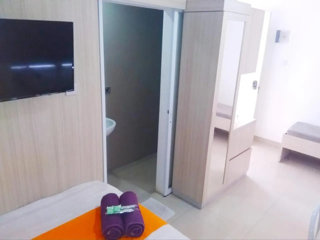 TV/Entertainment Center in Residence T63