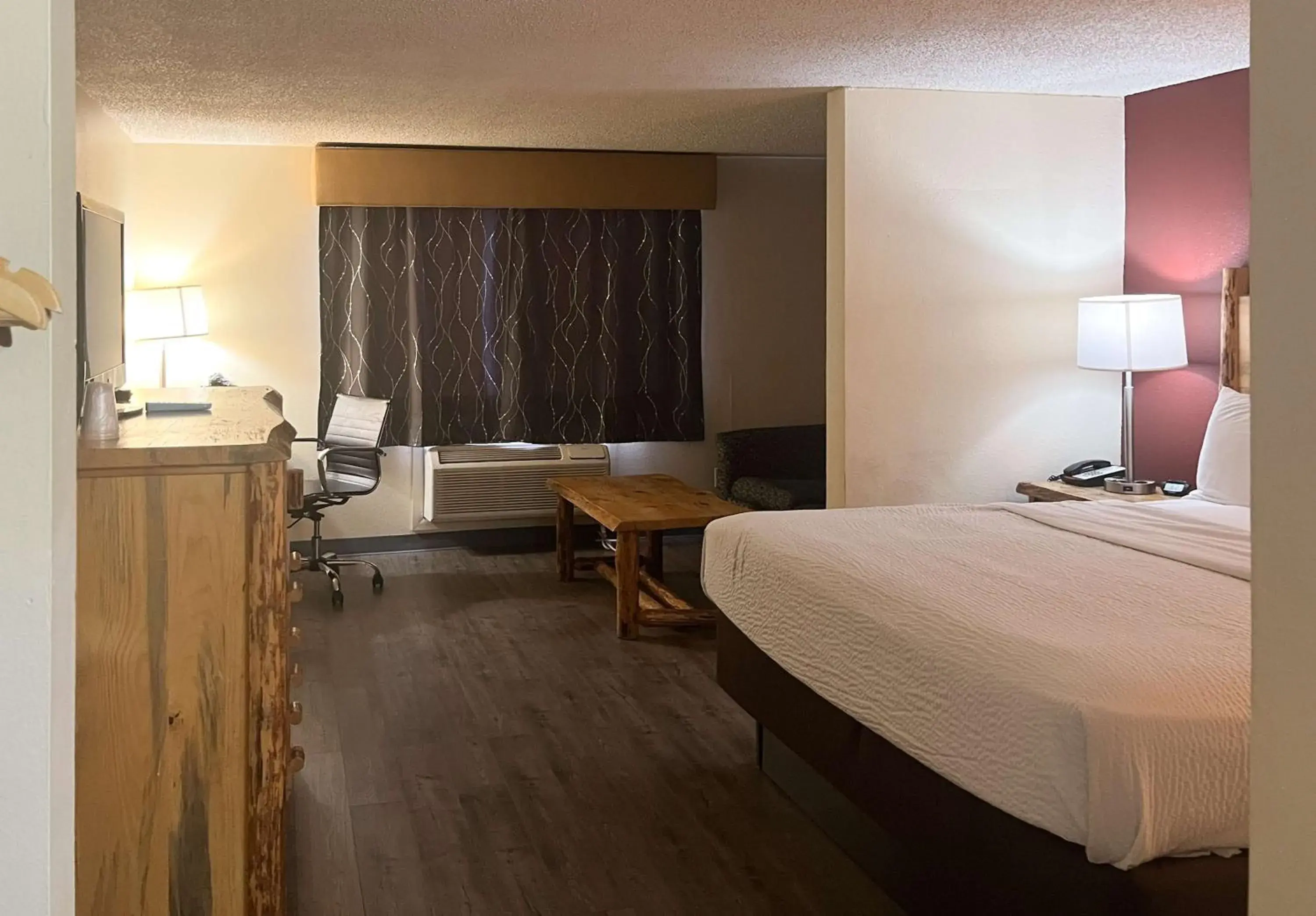 Bedroom, Bed in Ramada by Wyndham Butte Bedroom, Bed in Ramada by Wyndham Butte
