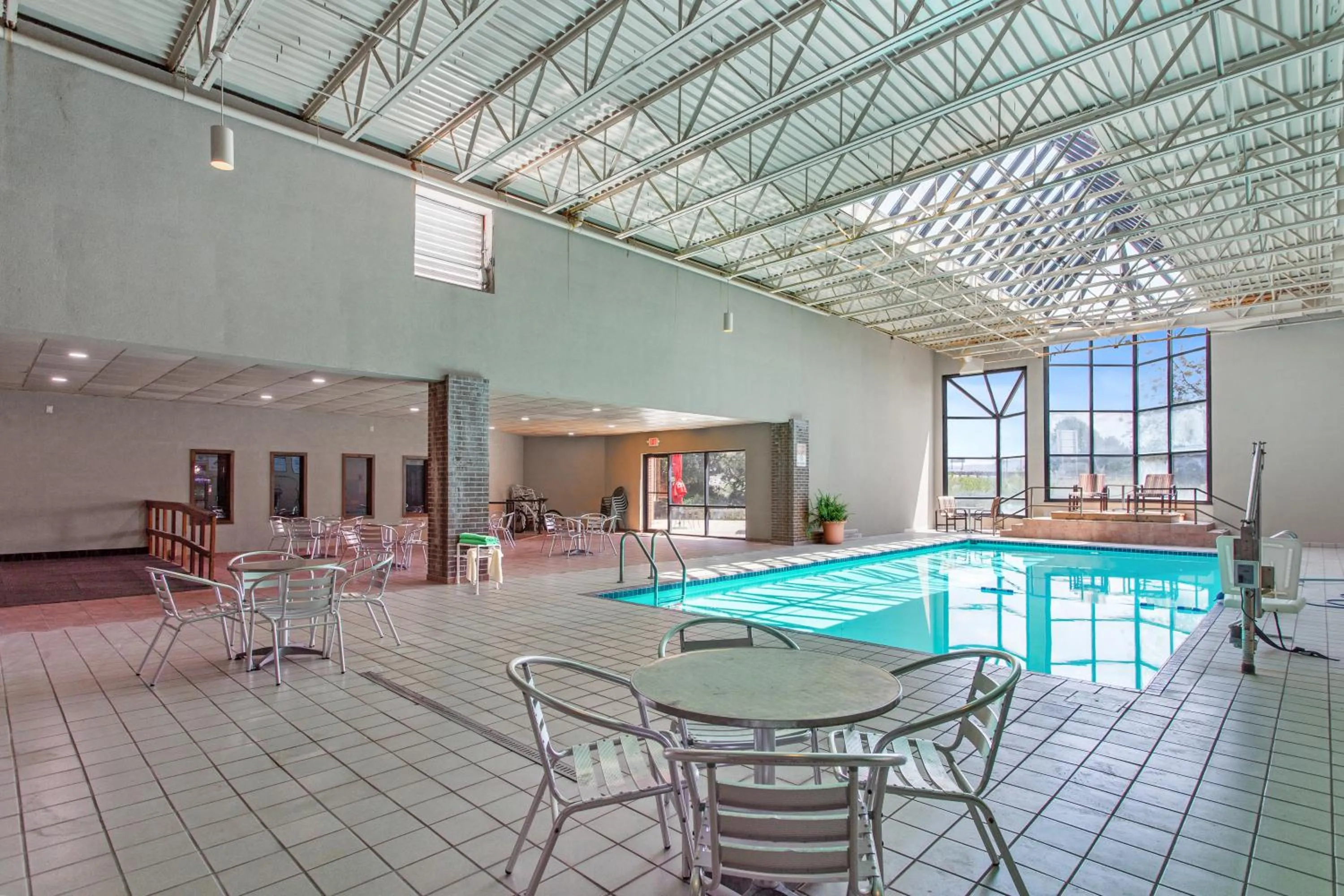 Swimming pool in Studio 6 Suites Butte MT I-90 I-15