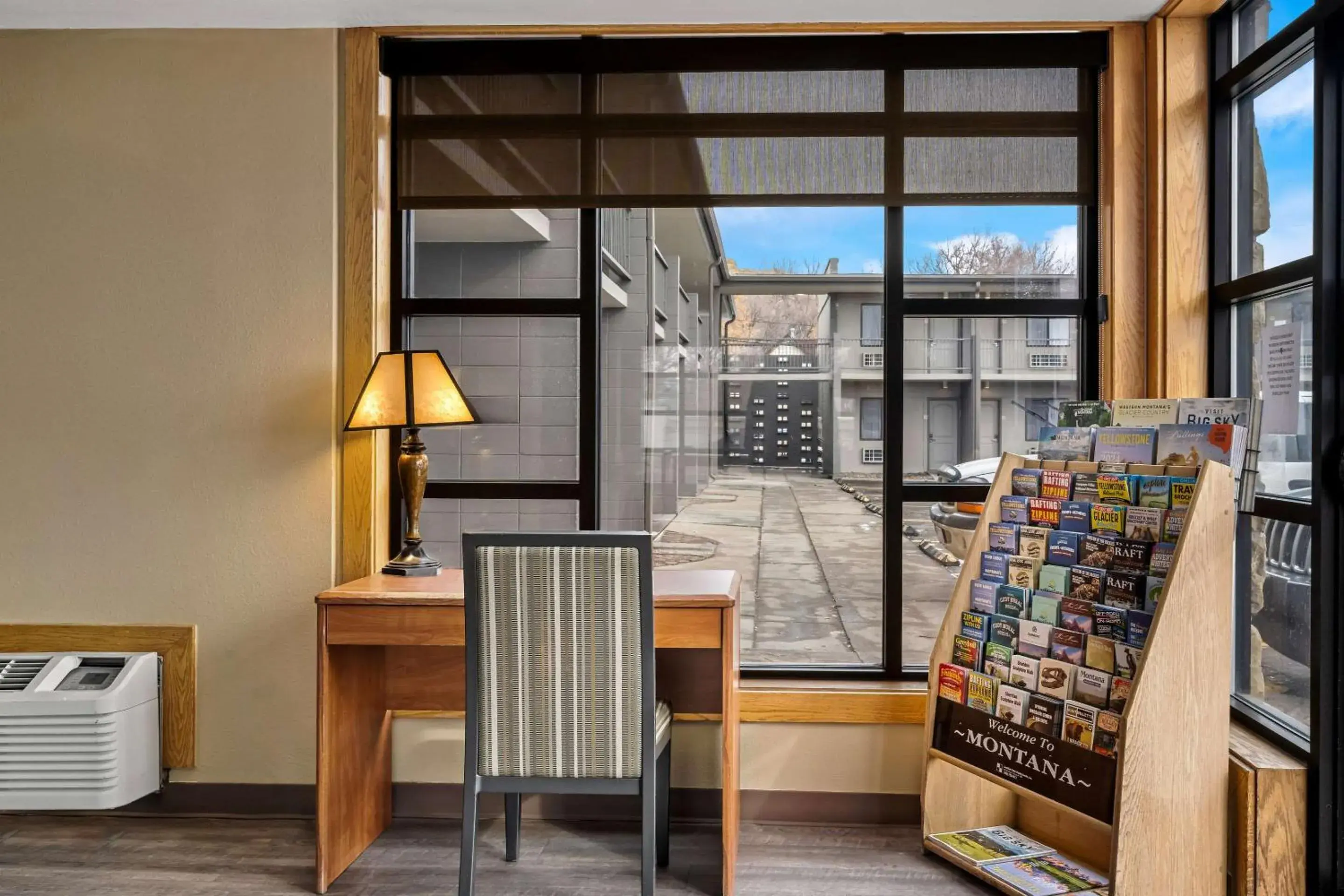 Lobby or reception, Bed in FairBridge Inn Express Billings Airport Lobby or reception, Bed in FairBridge Inn Express Billings Airport