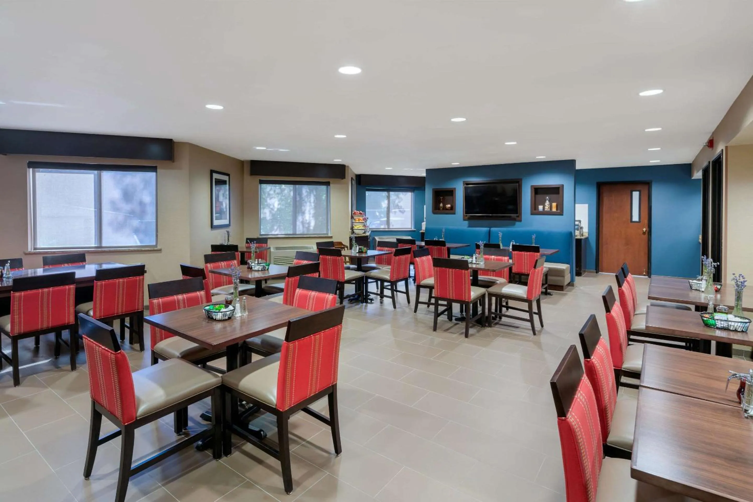Restaurant/places to eat in Comfort Inn Missoula near University