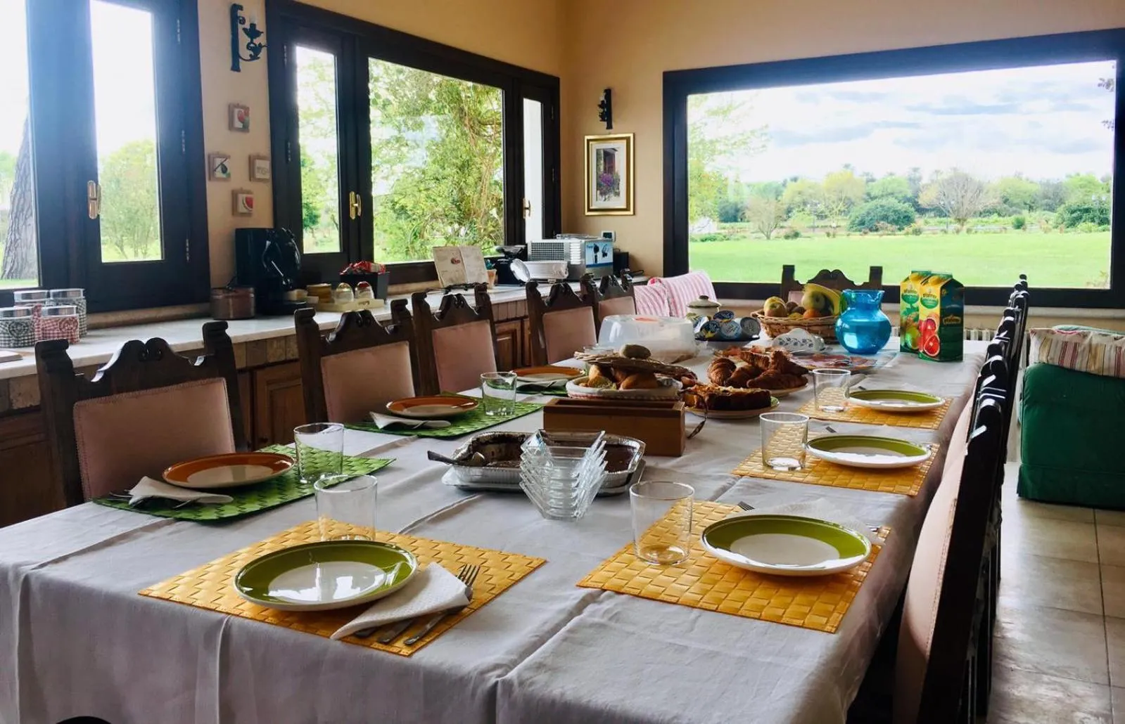 Breakfast in Tenuta DonnAnna Agriturismo&Glamping